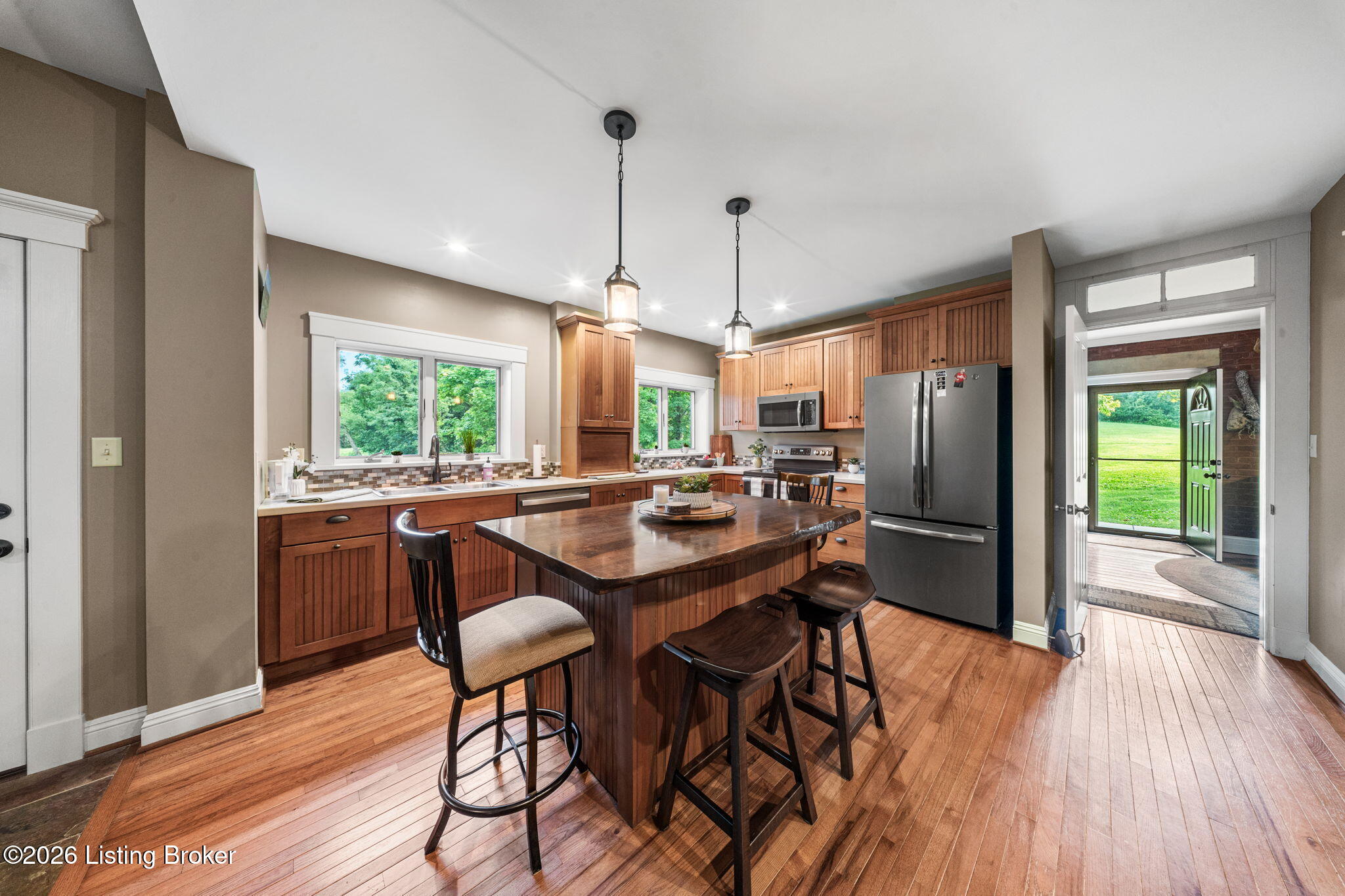 5176 Botts Ln Property Photo 15