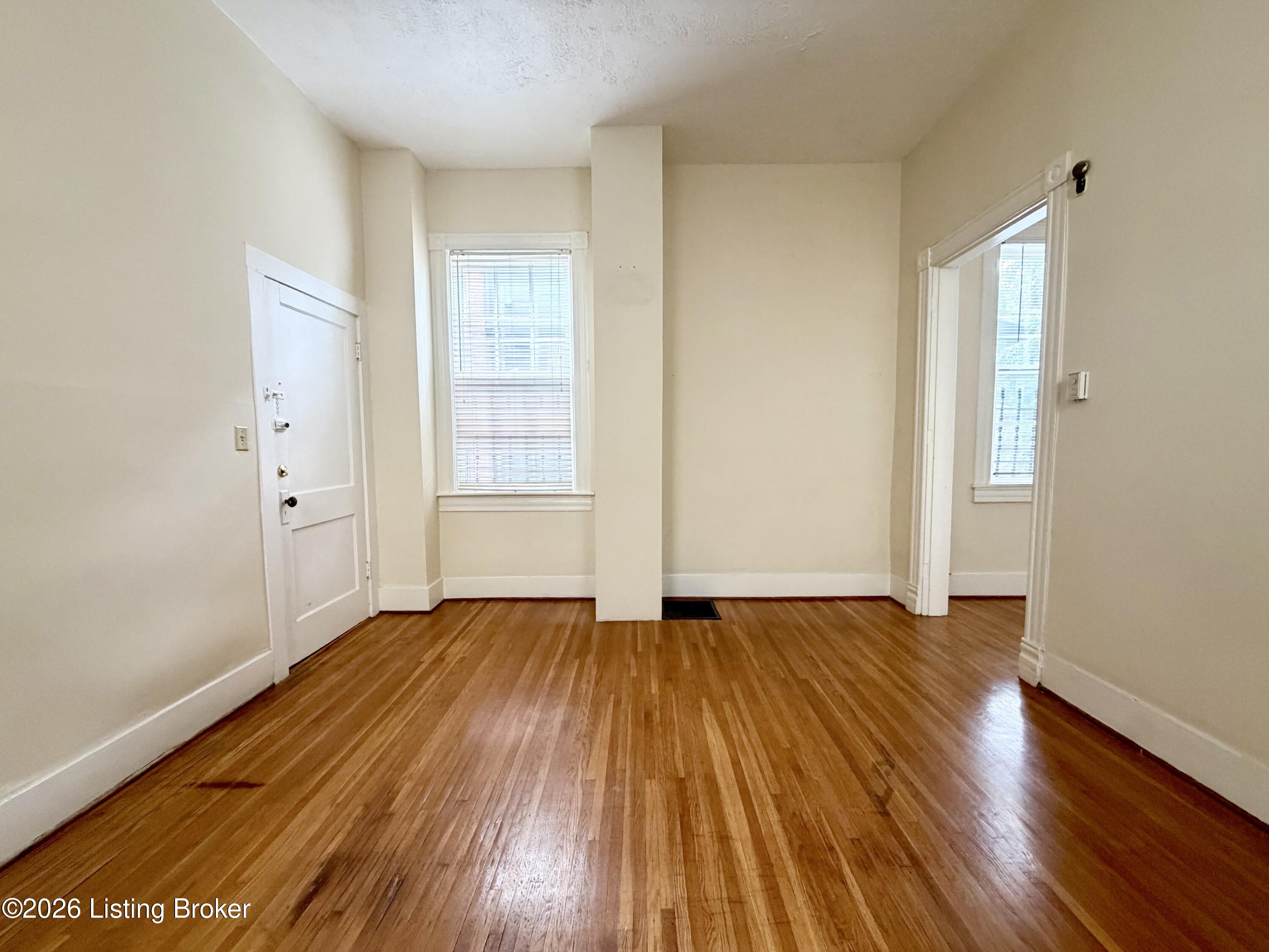 1030 Everett Ave 2 Property Photo 3