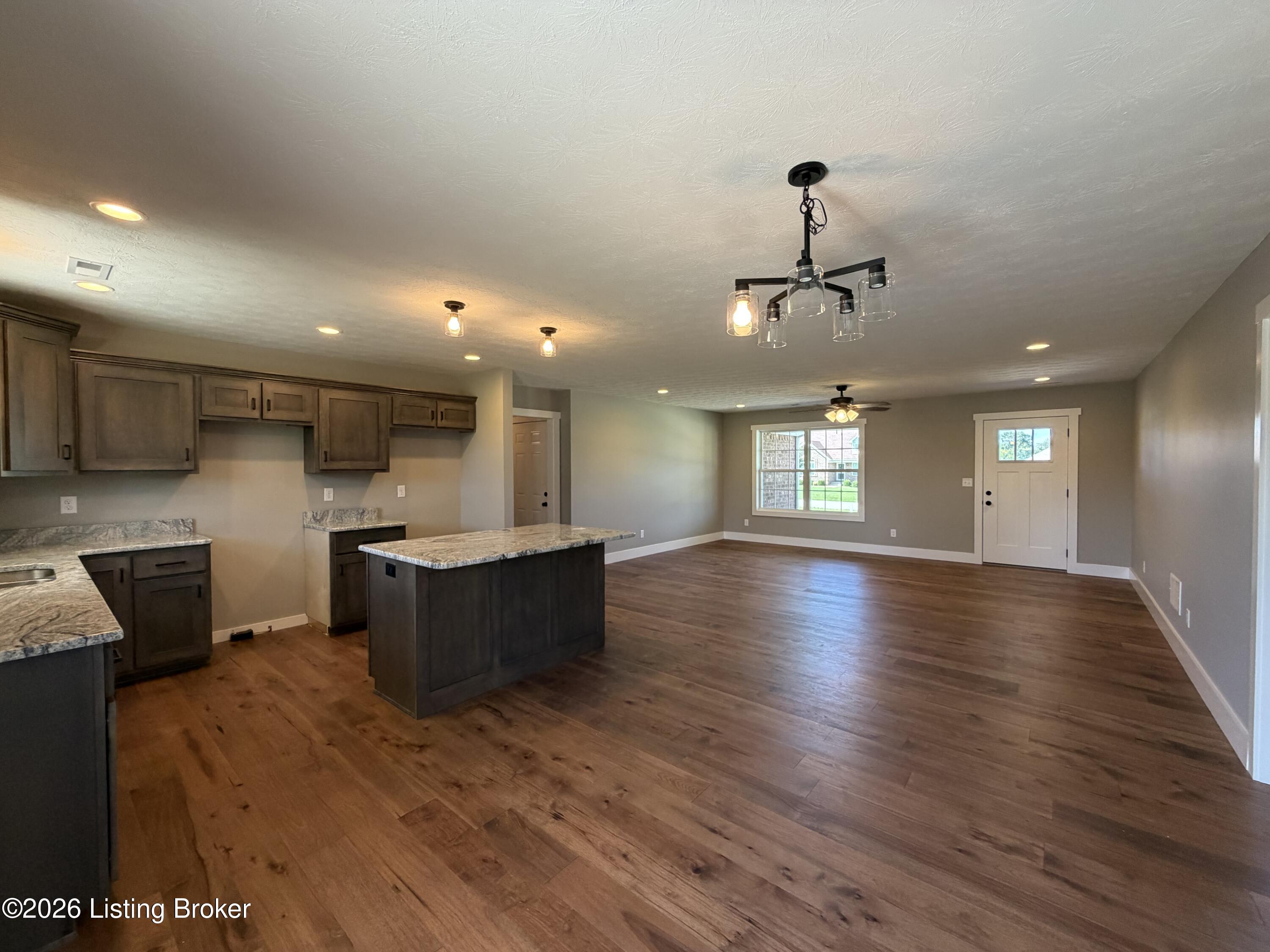 118 Southfork Trail Property Photo 4