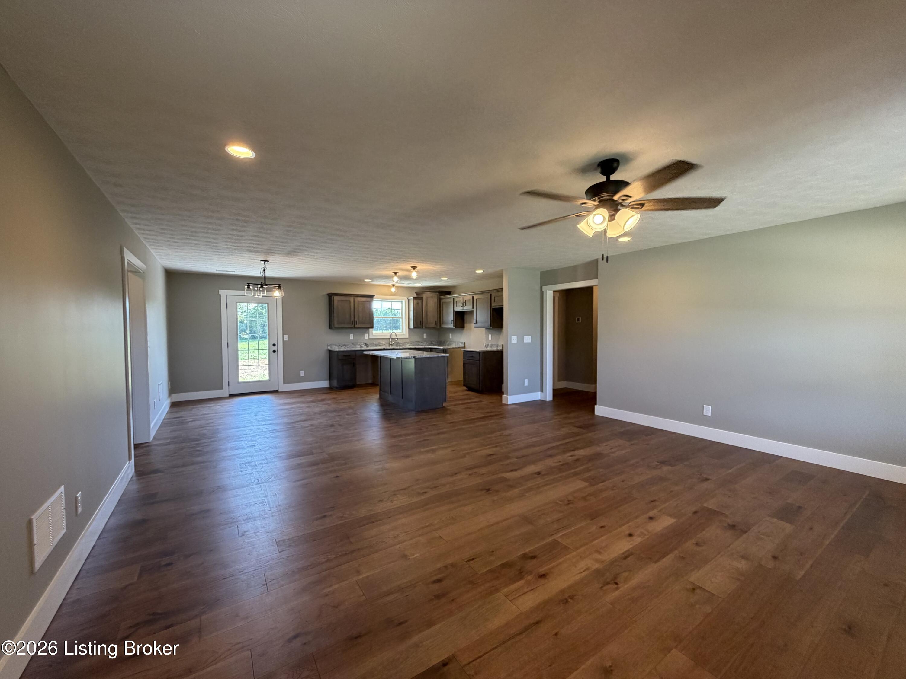 118 Southfork Trail Property Photo 5