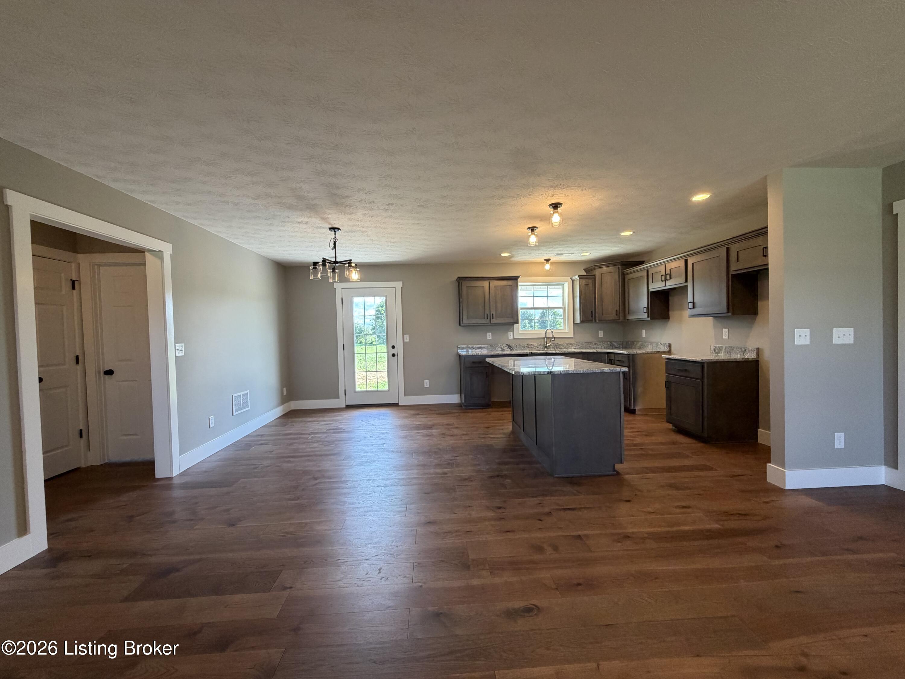 118 Southfork Trail Property Photo 11