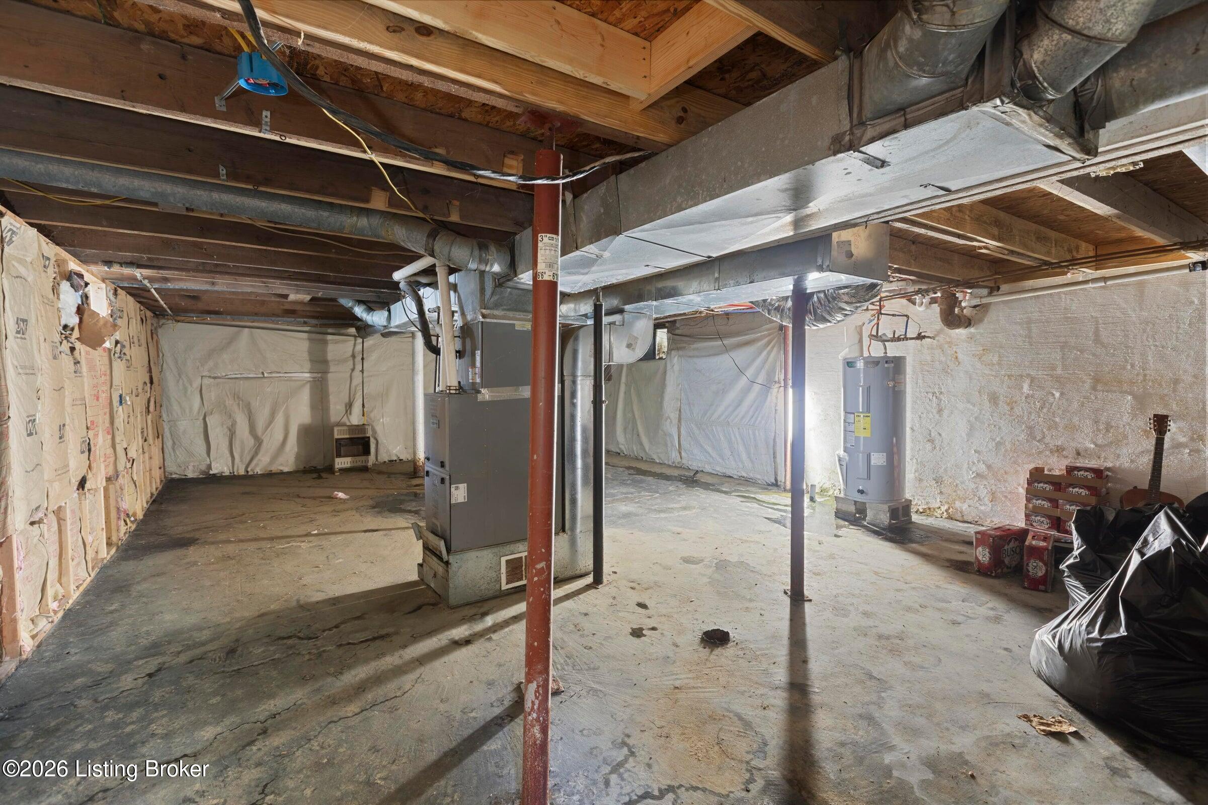 606 College St Property Photo 13
