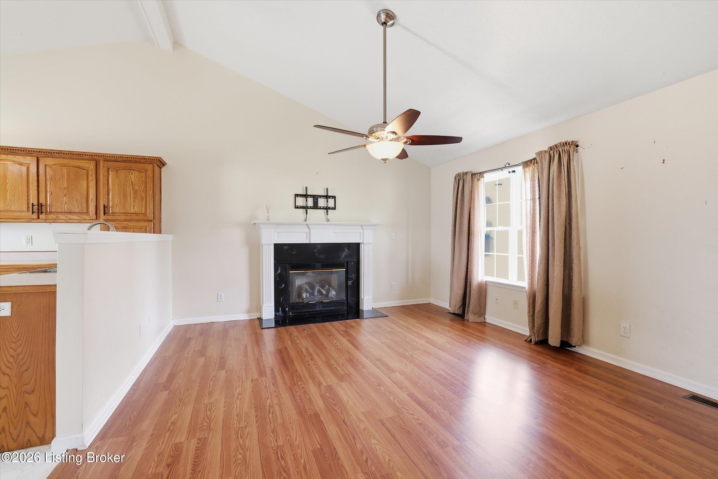 8702 Vision Pl Property Photo 10