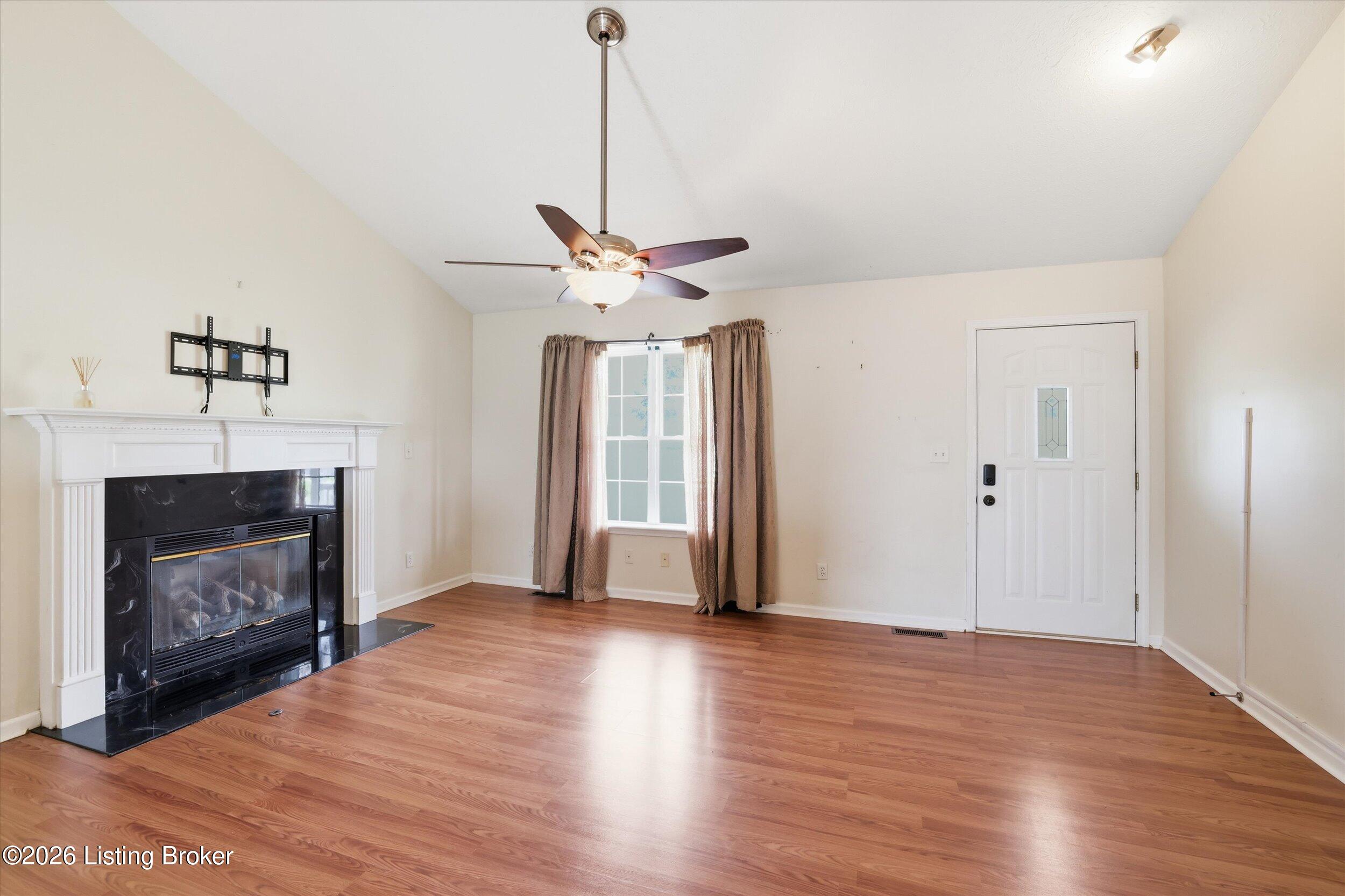 8702 Vision Pl Property Photo 11