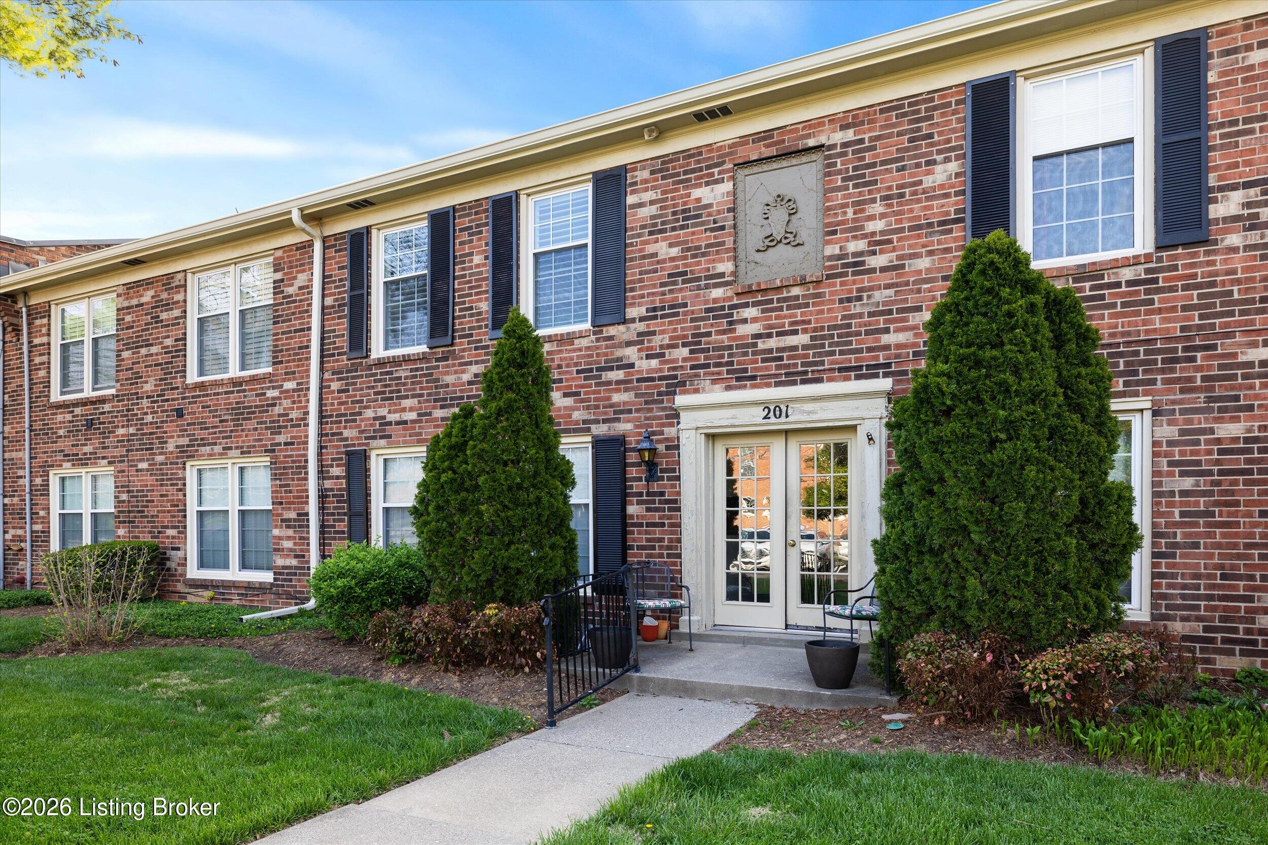 201 Ramsgate Gardens Ct 104 Property Photo 1