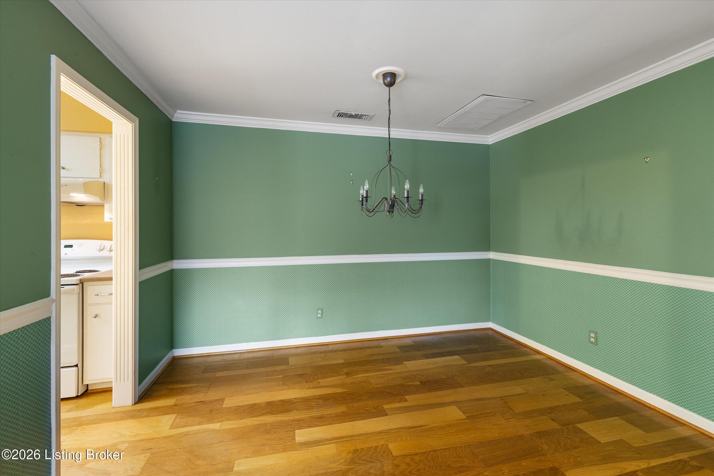 201 Ramsgate Gardens Ct 104 Property Photo 2