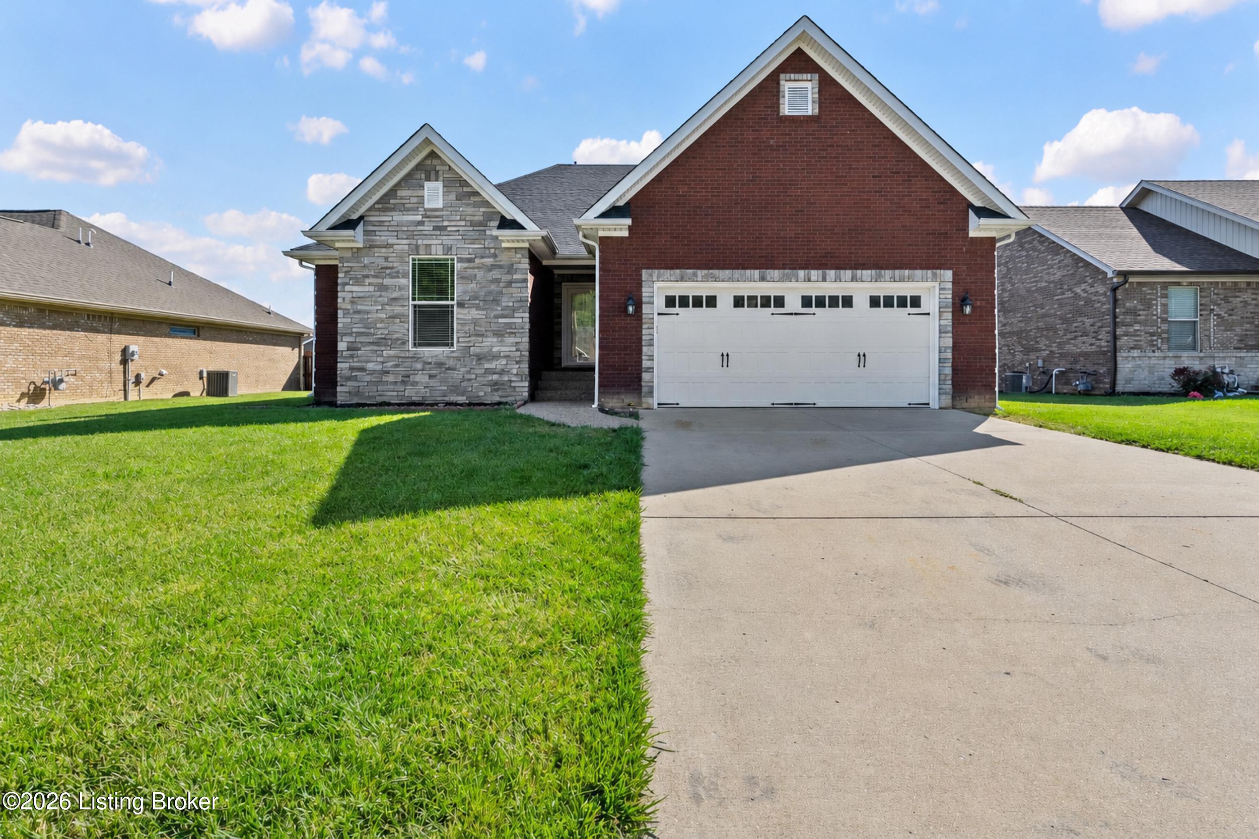 5609 Buckthorne Dr Property Photo 2