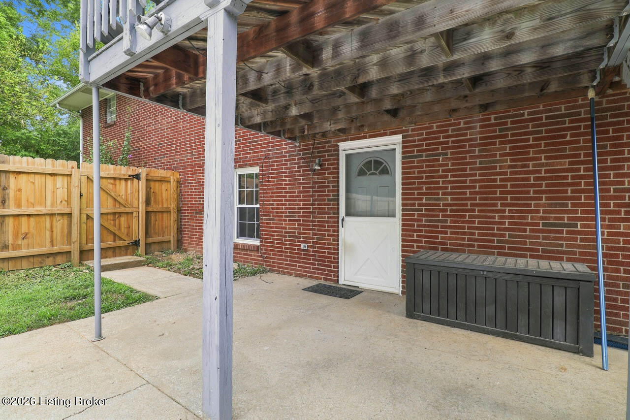 906 Mary Ct Property Photo 48