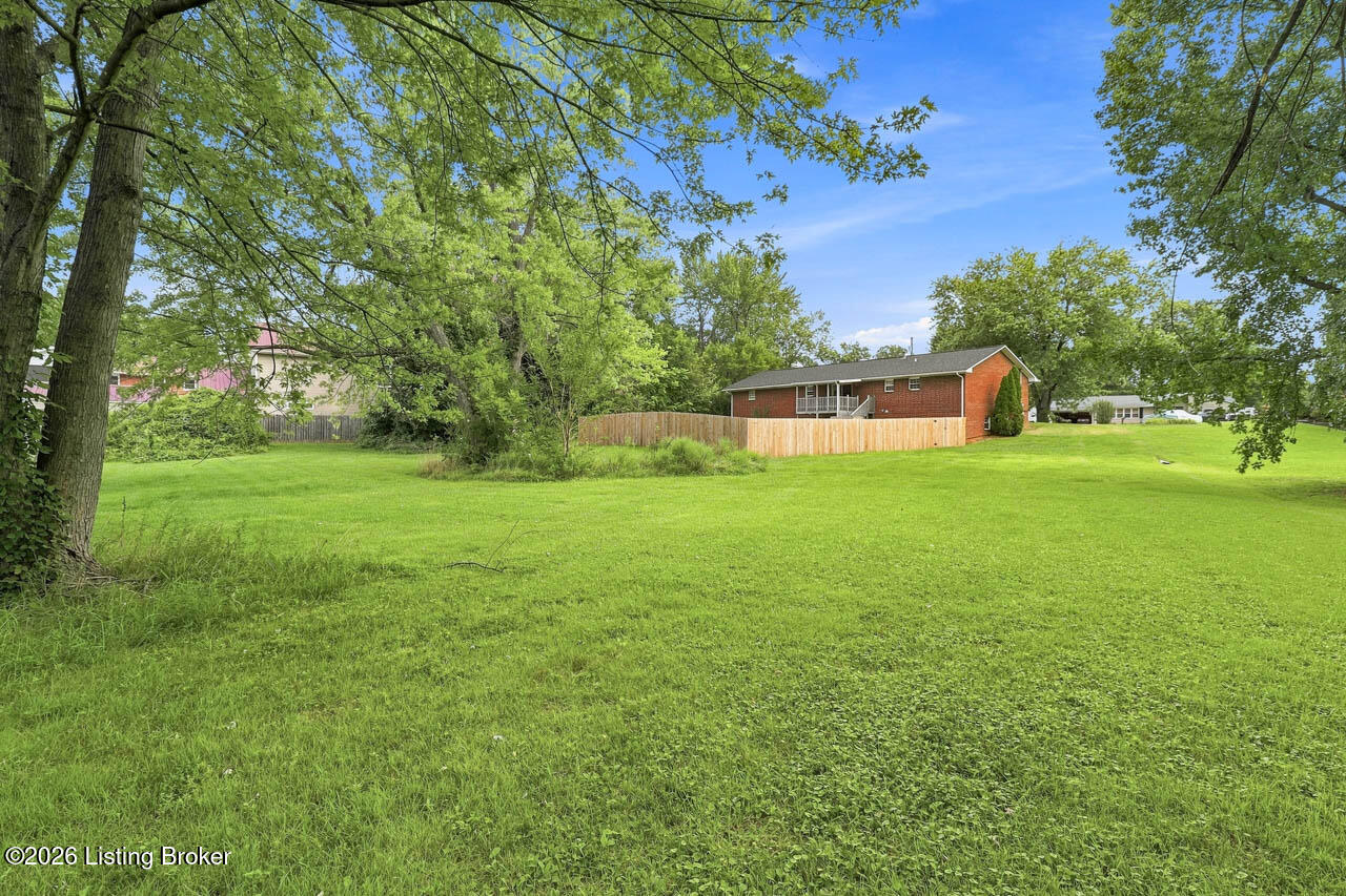 906 Mary Ct Property Photo 59