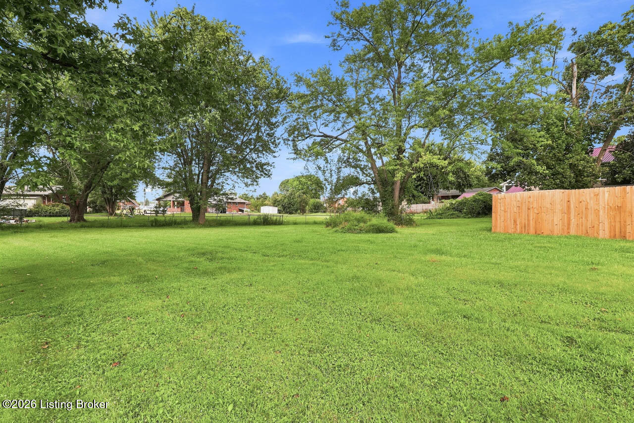 906 Mary Ct Property Photo 60