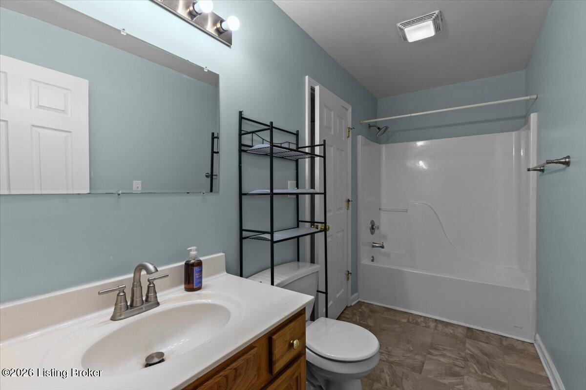 4516 Meadowlark Manor Ln Property Photo 19
