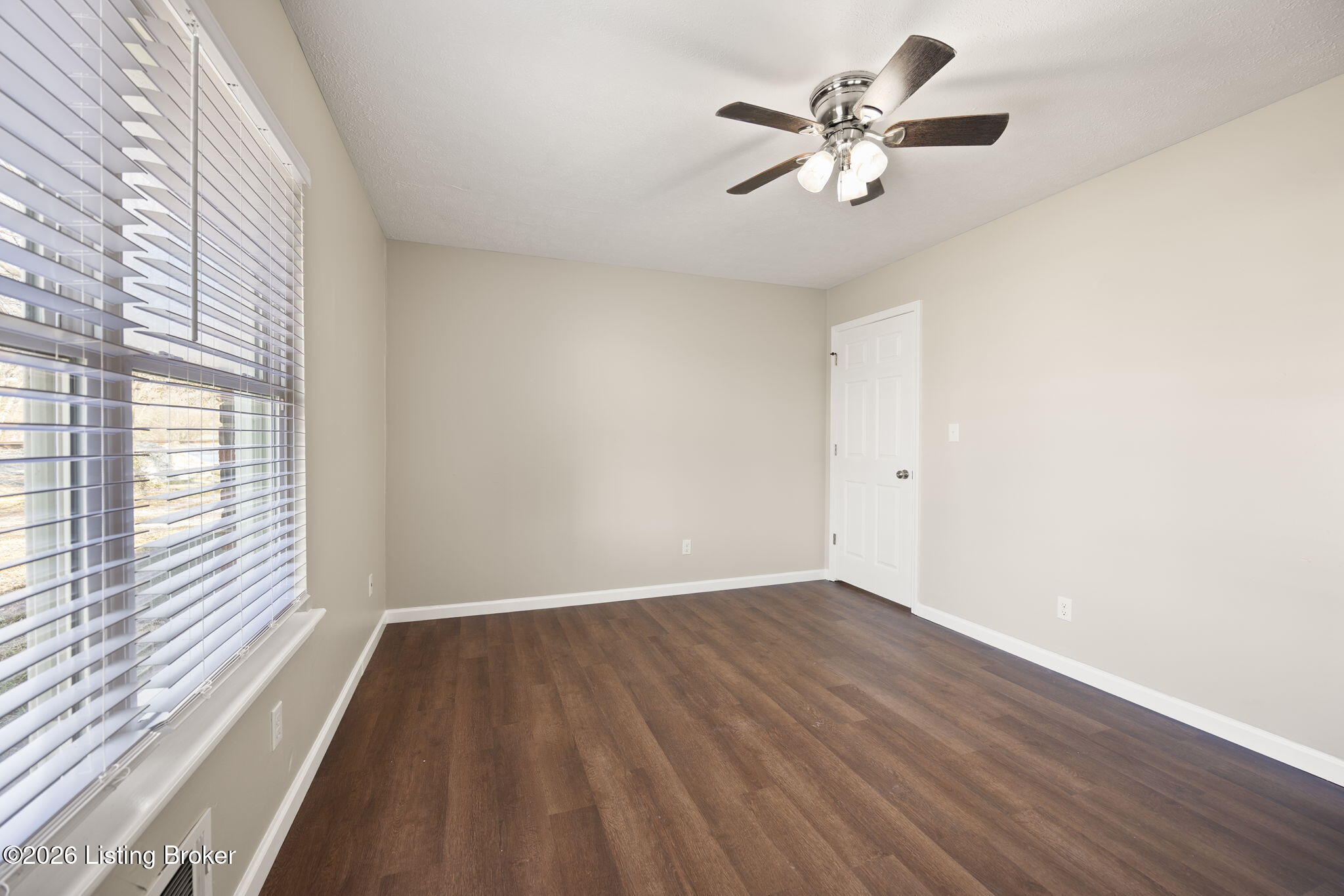 113 N Poplar St Property Photo 12