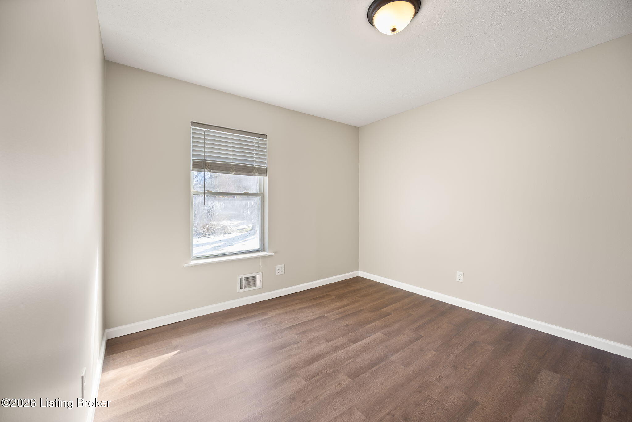 113 N Poplar St Property Photo 14
