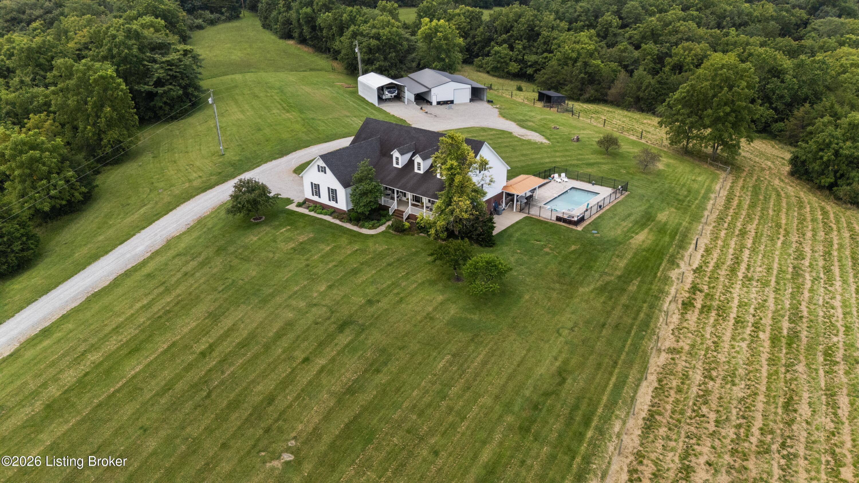2315 Bardstown Rd Property Photo 1