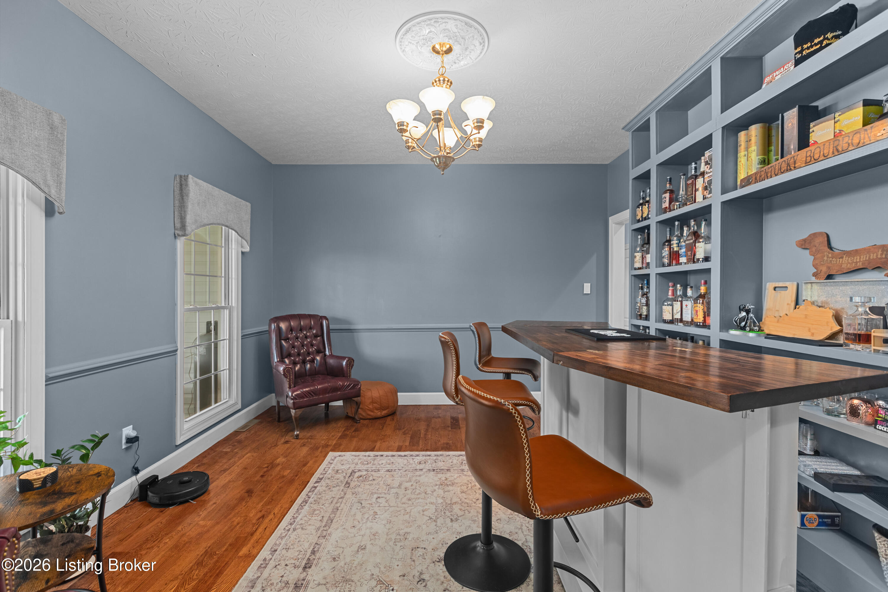2315 Bardstown Rd Property Photo 6
