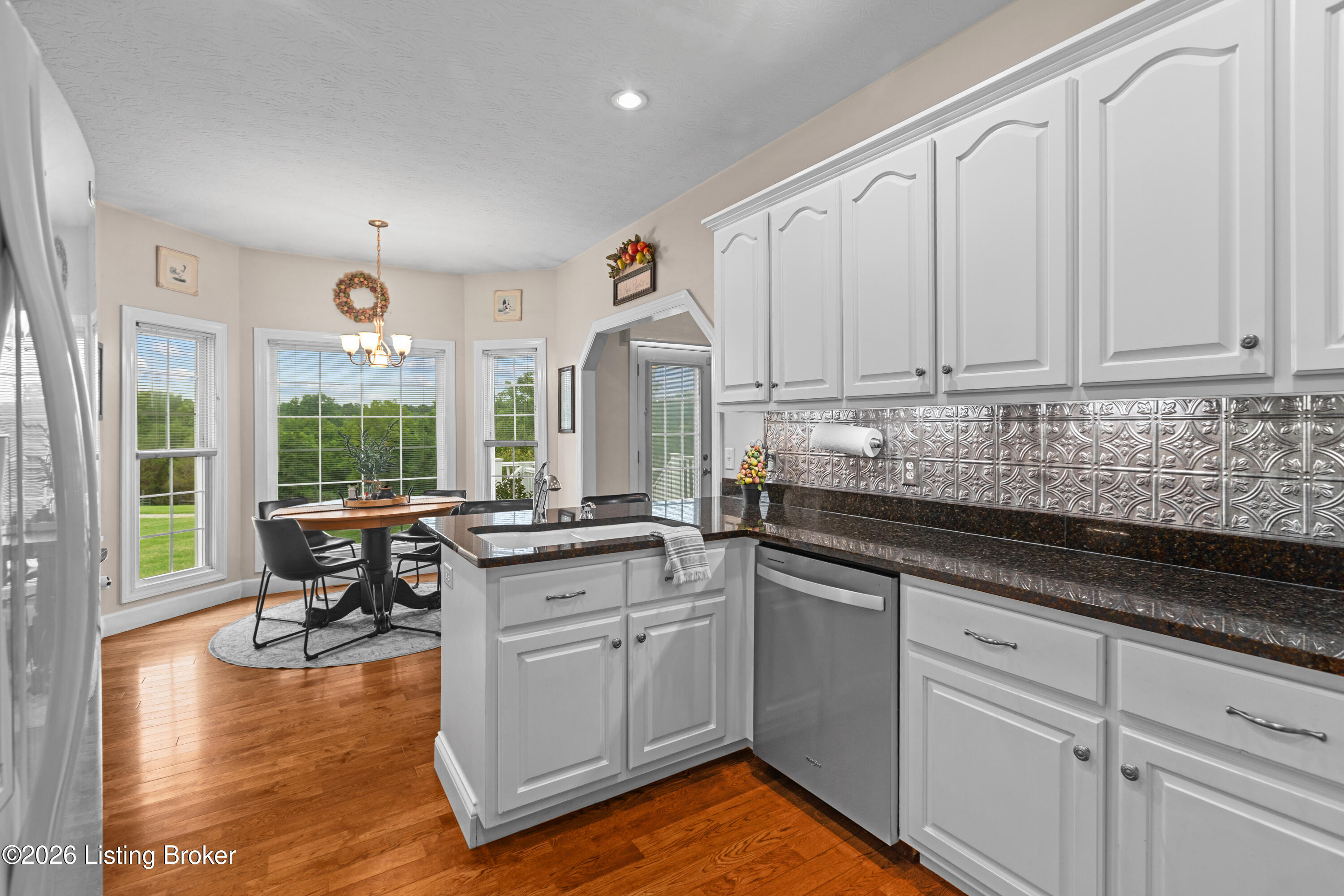 2315 Bardstown Rd Property Photo 11
