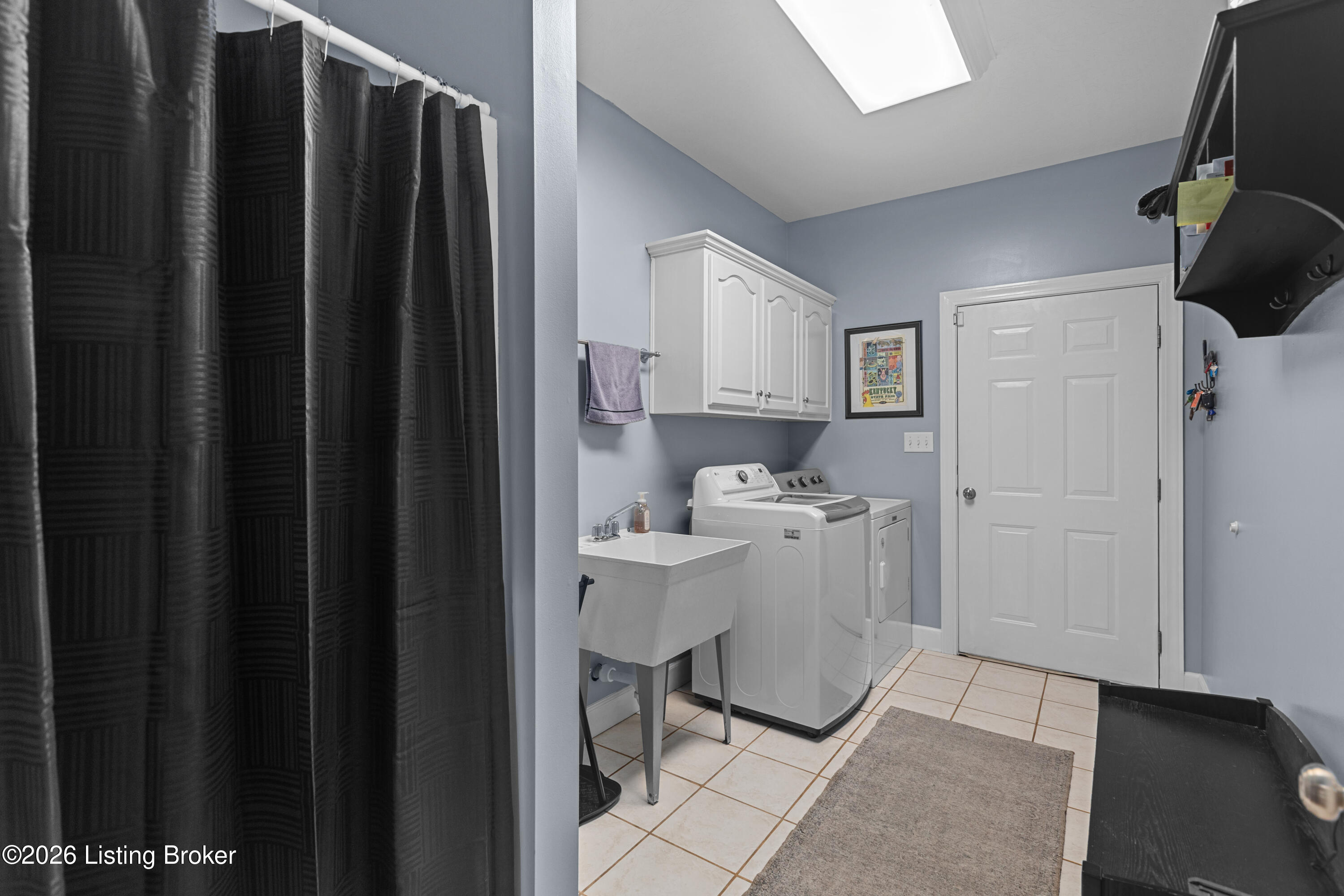 2315 Bardstown Rd Property Photo 13