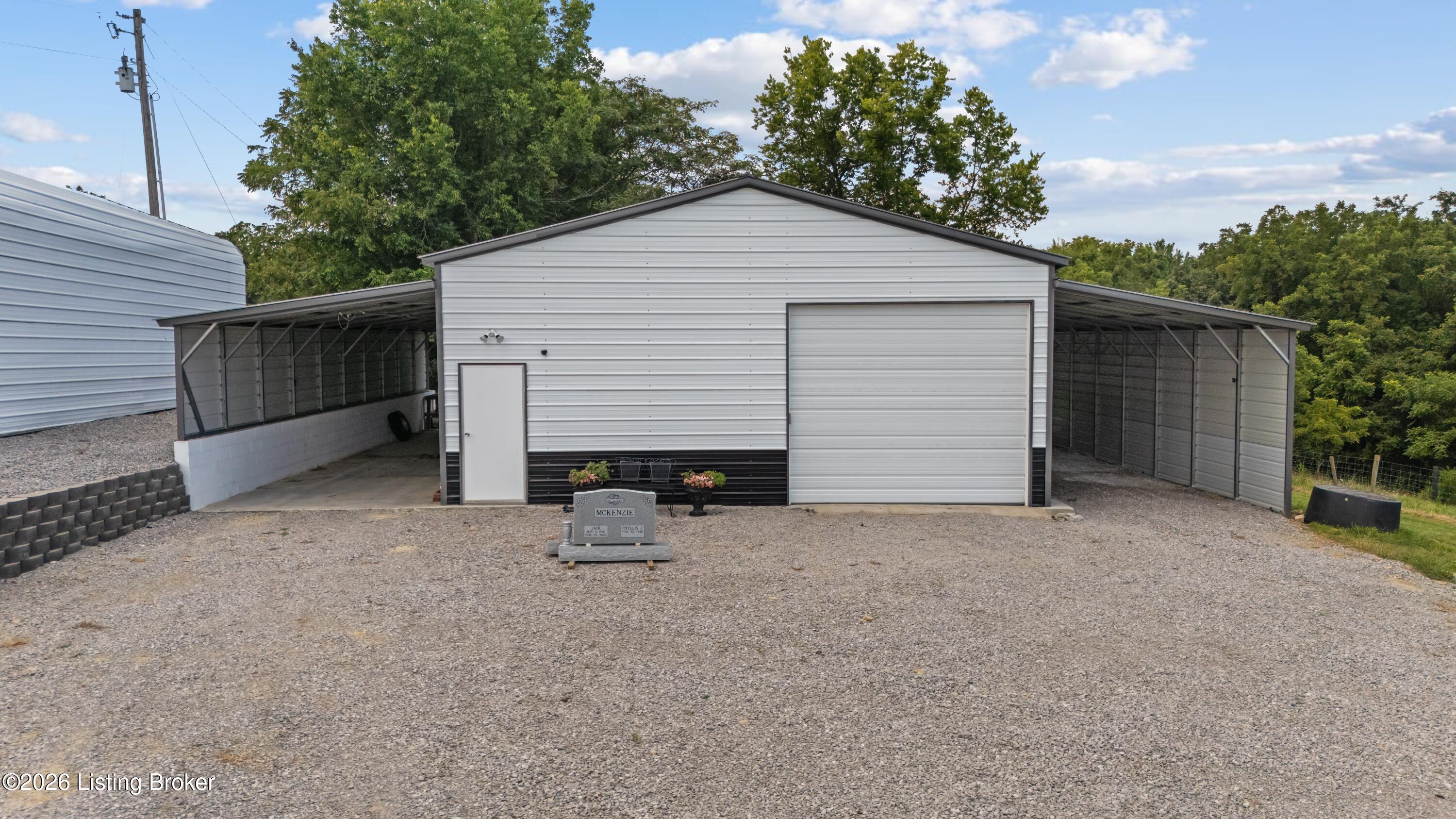 2315 Bardstown Rd Property Photo 53
