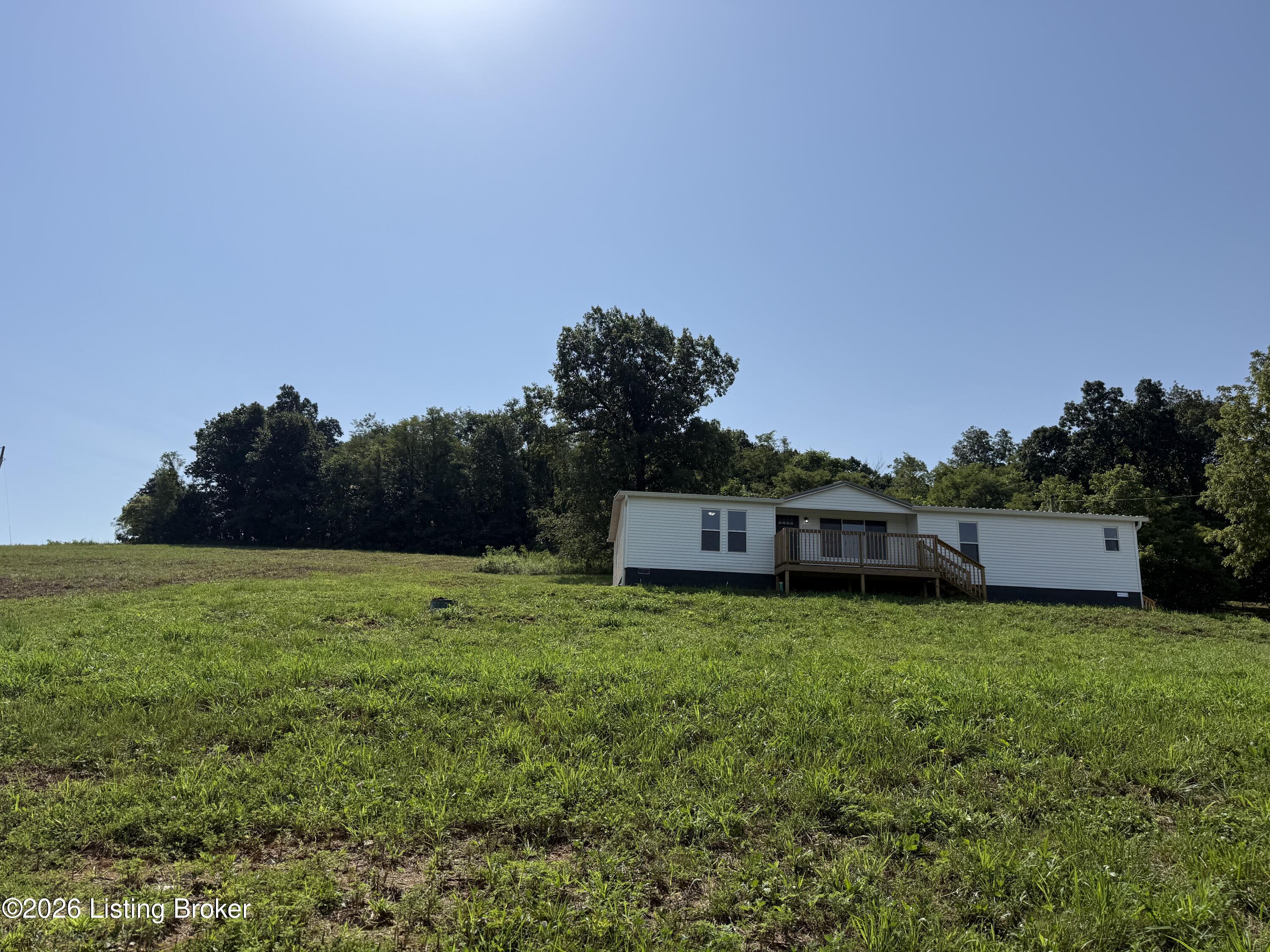 351 Cloverdale Ests Rd Property Photo 3