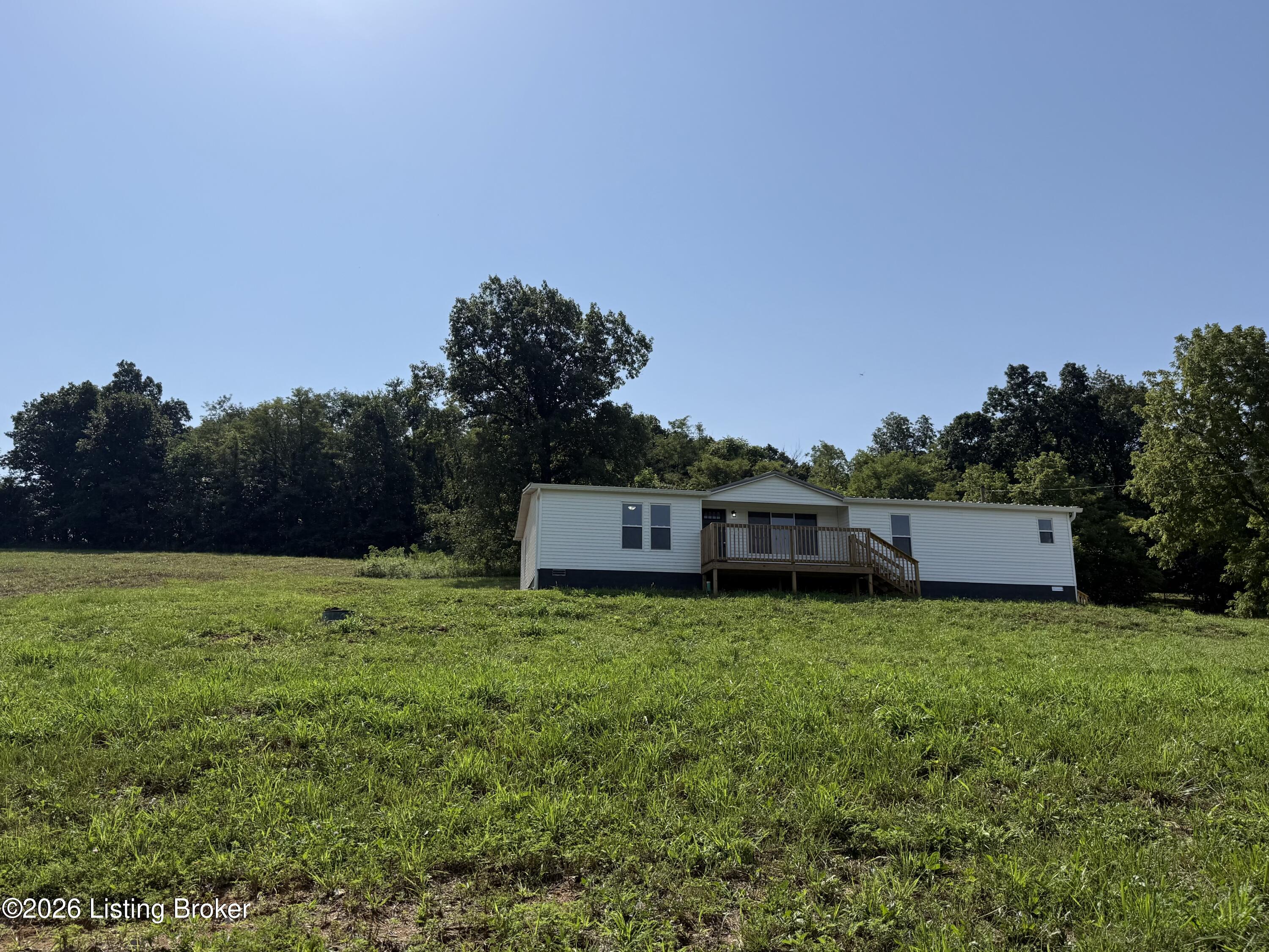 351 Cloverdale Ests Rd Property Photo 4