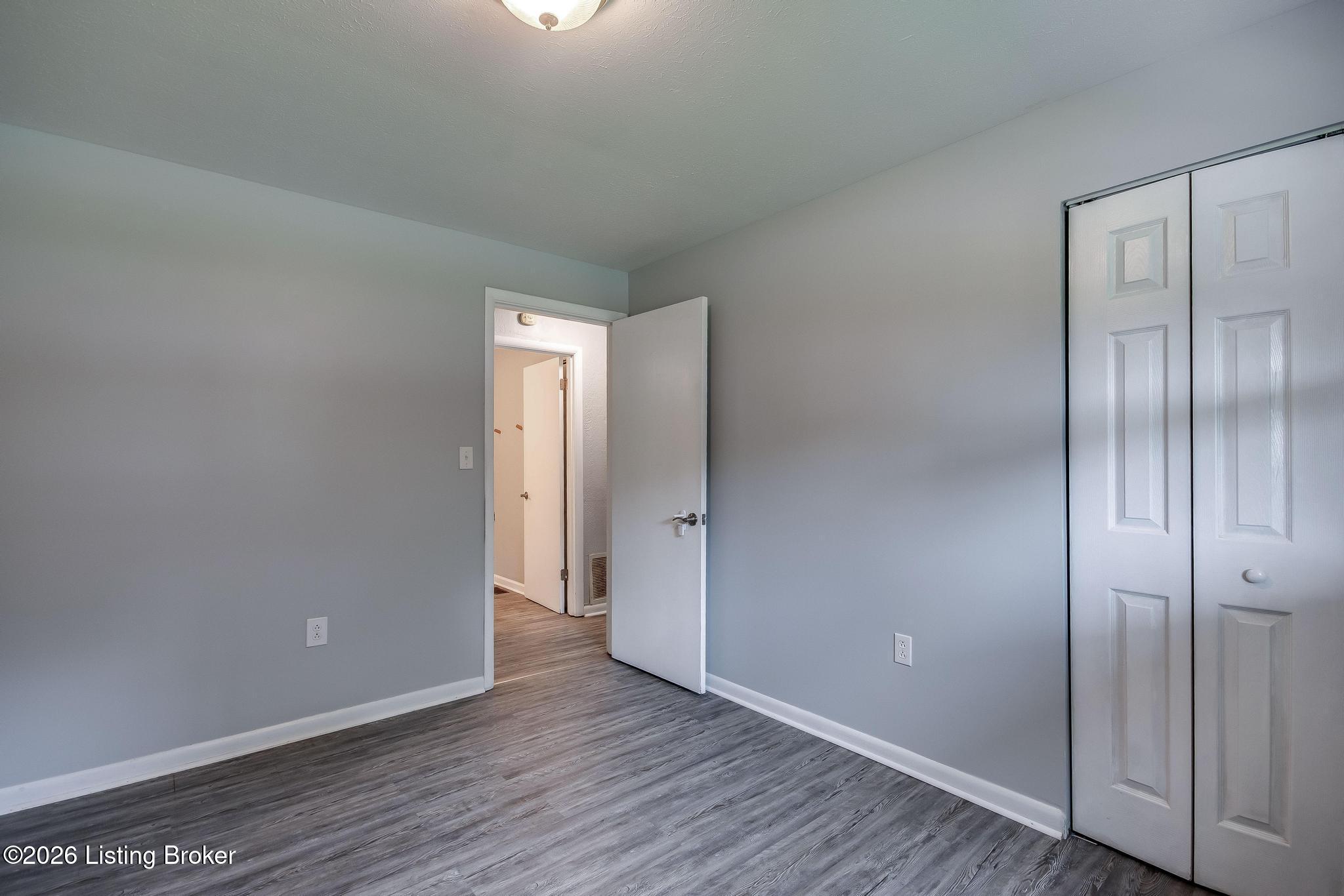 7120 Denver Ln Property Photo 23