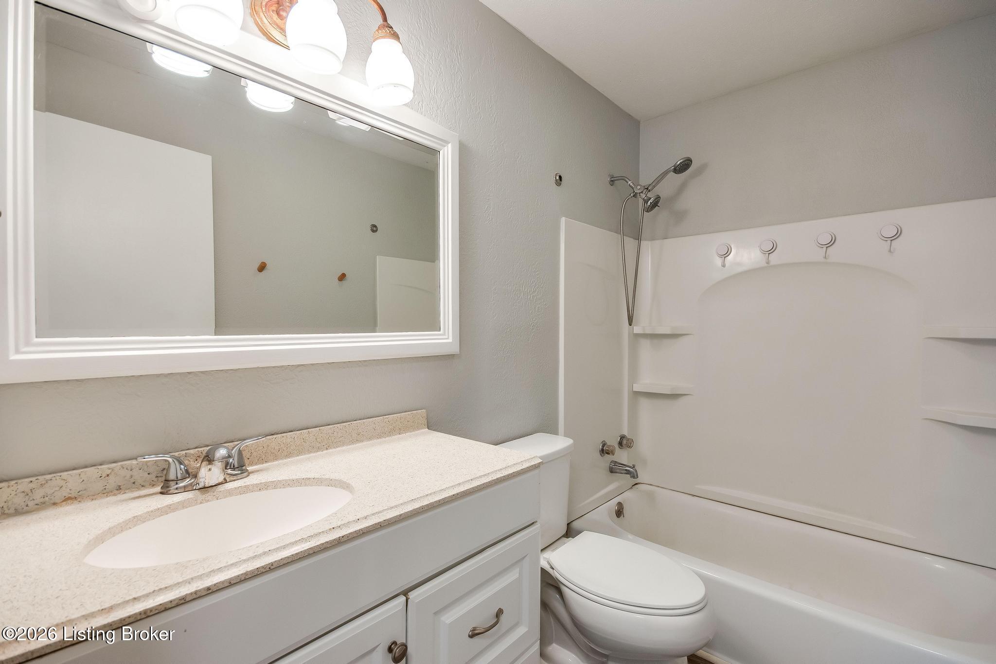7120 Denver Ln Property Photo 25