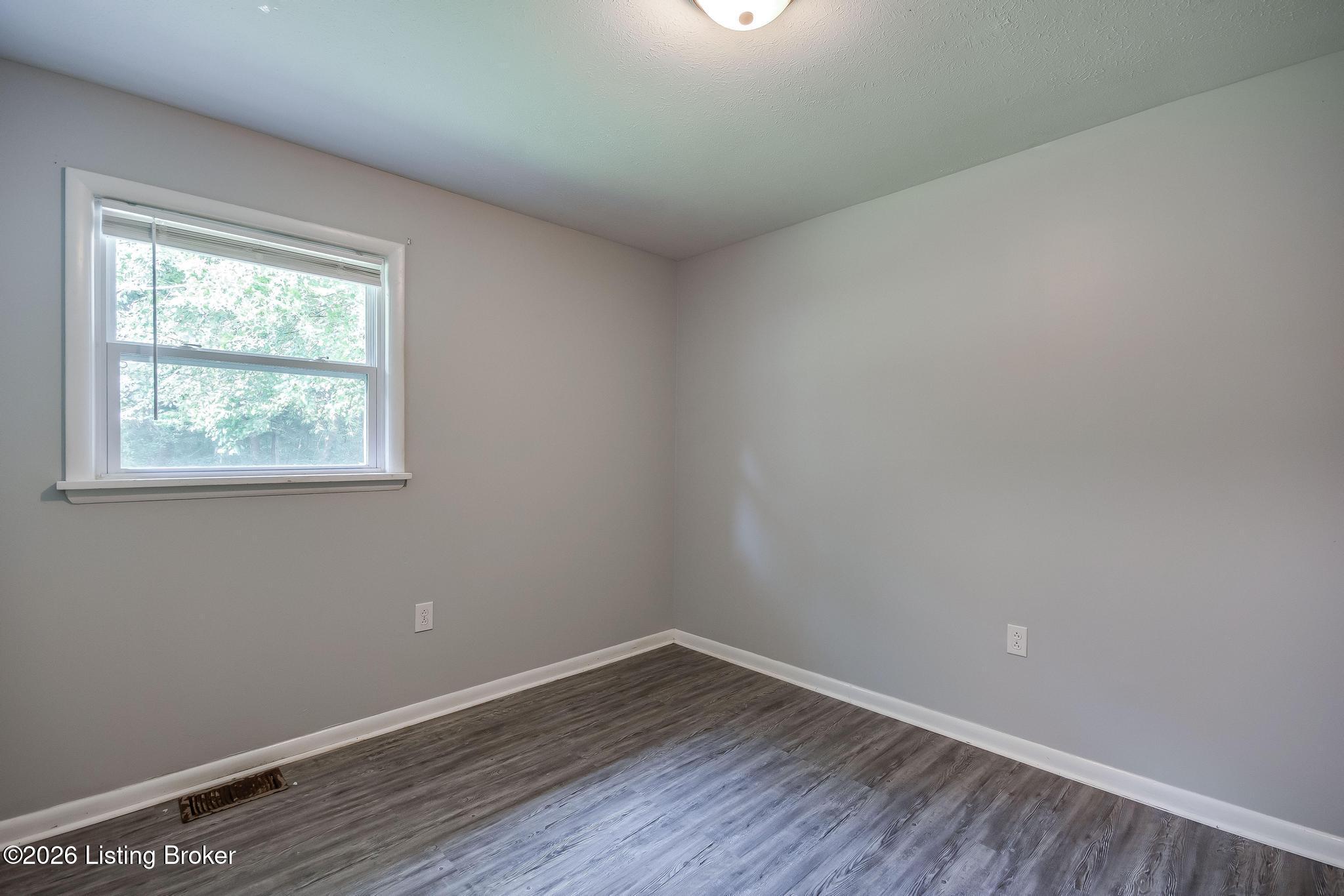 7120 Denver Ln Property Photo 32