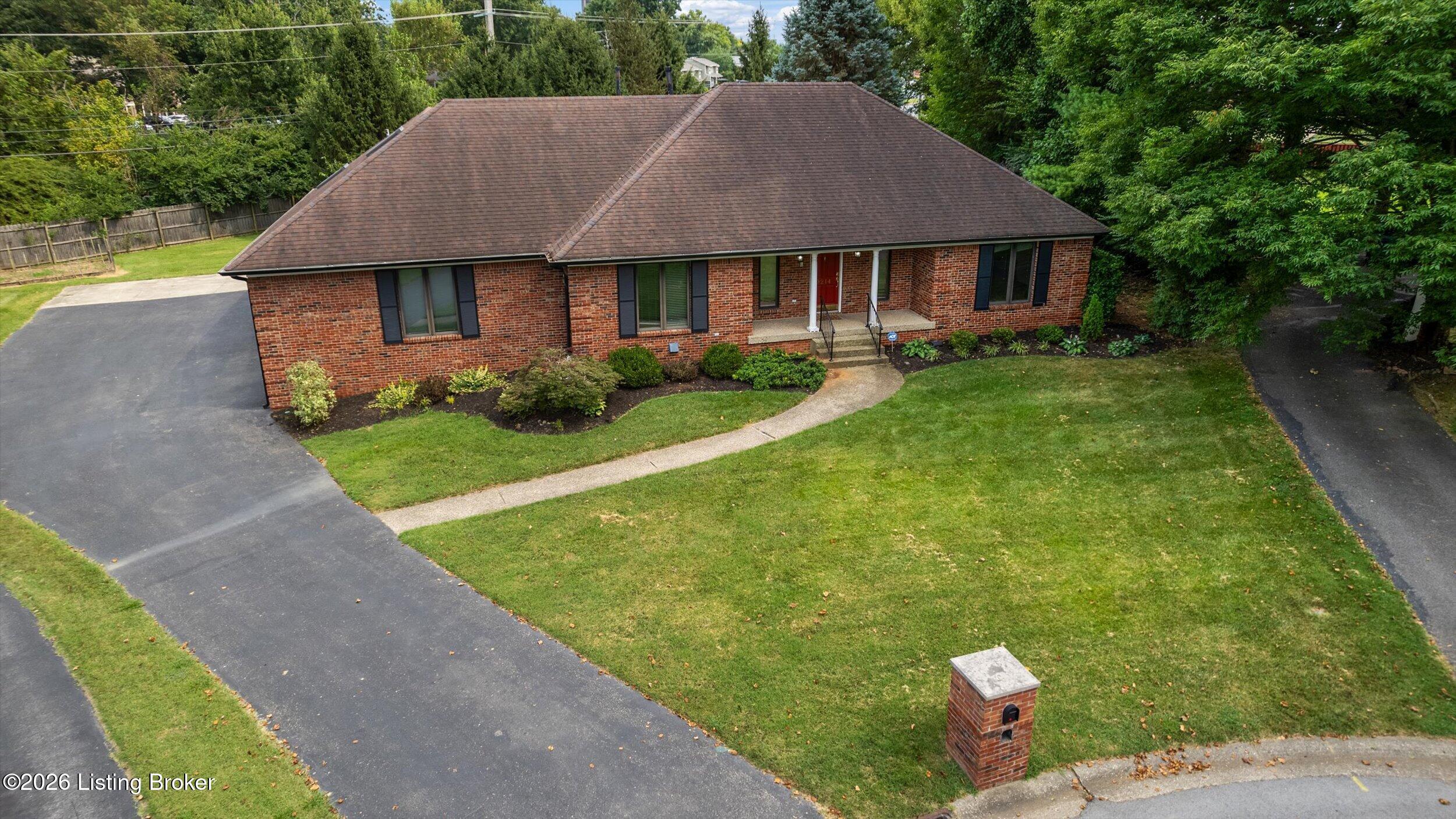 9214 Reigate Ct Property Photo 1