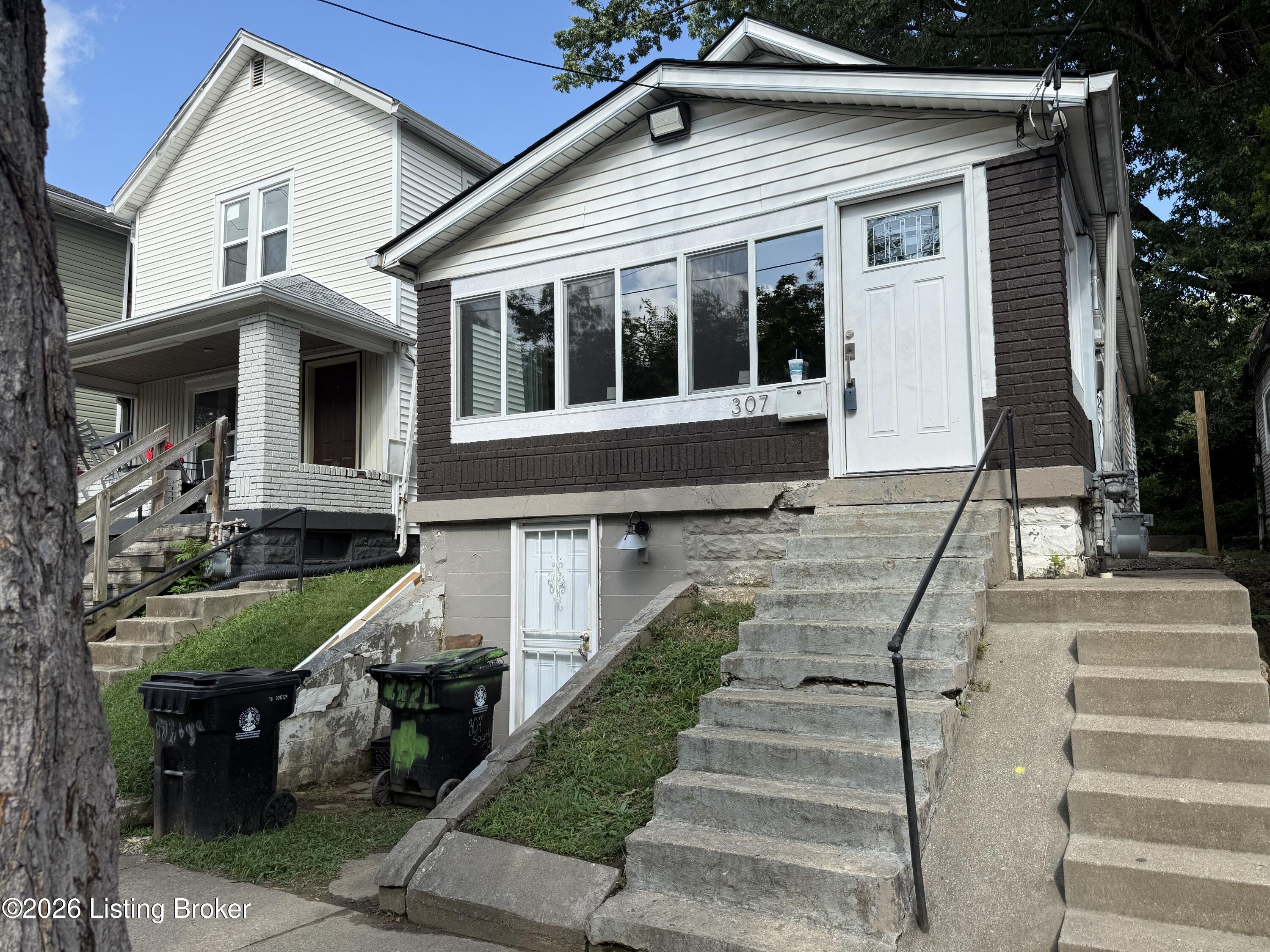307 S 28th St Property Photo 1