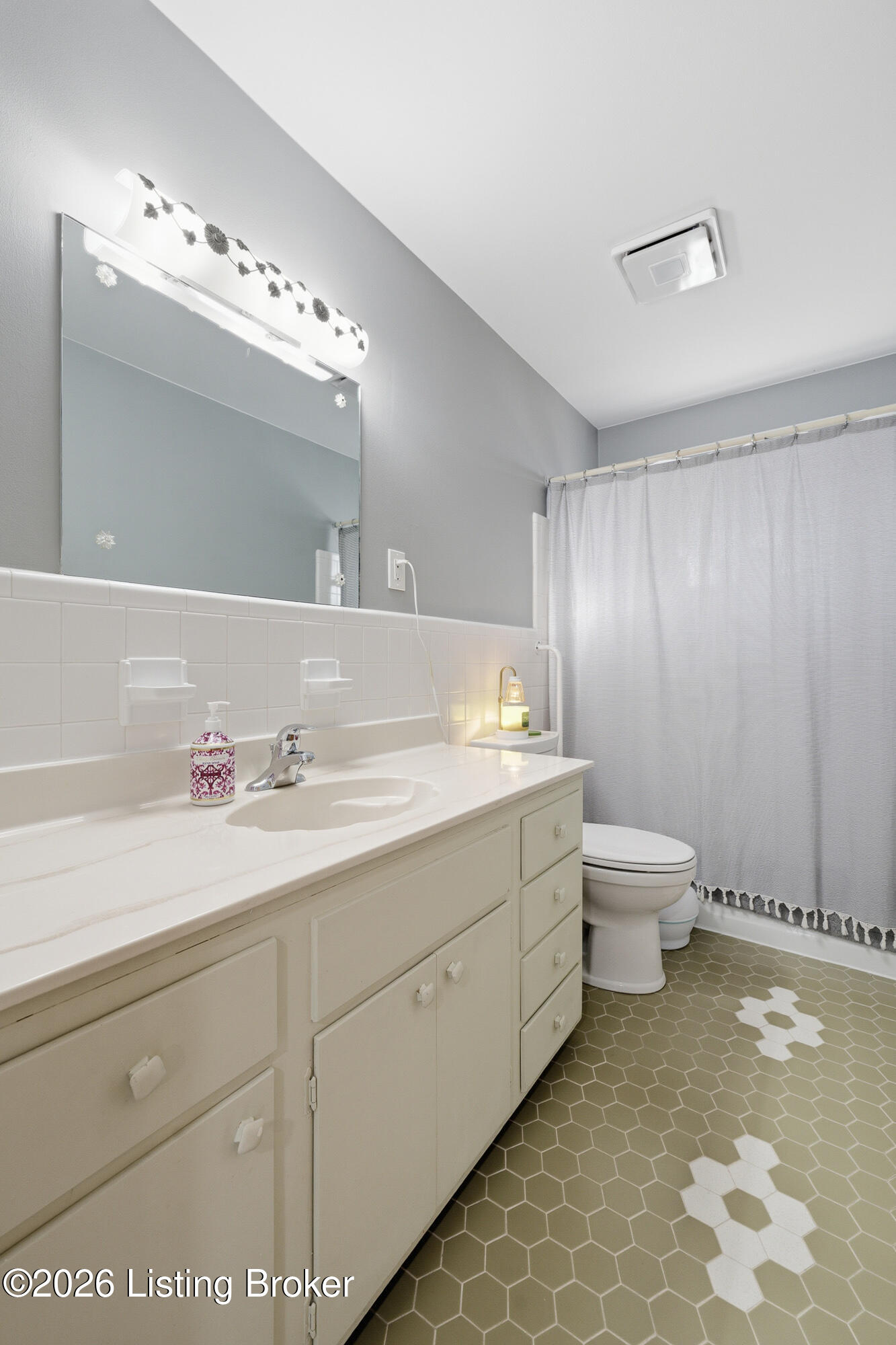 3616 Deibel Way Property Photo 20
