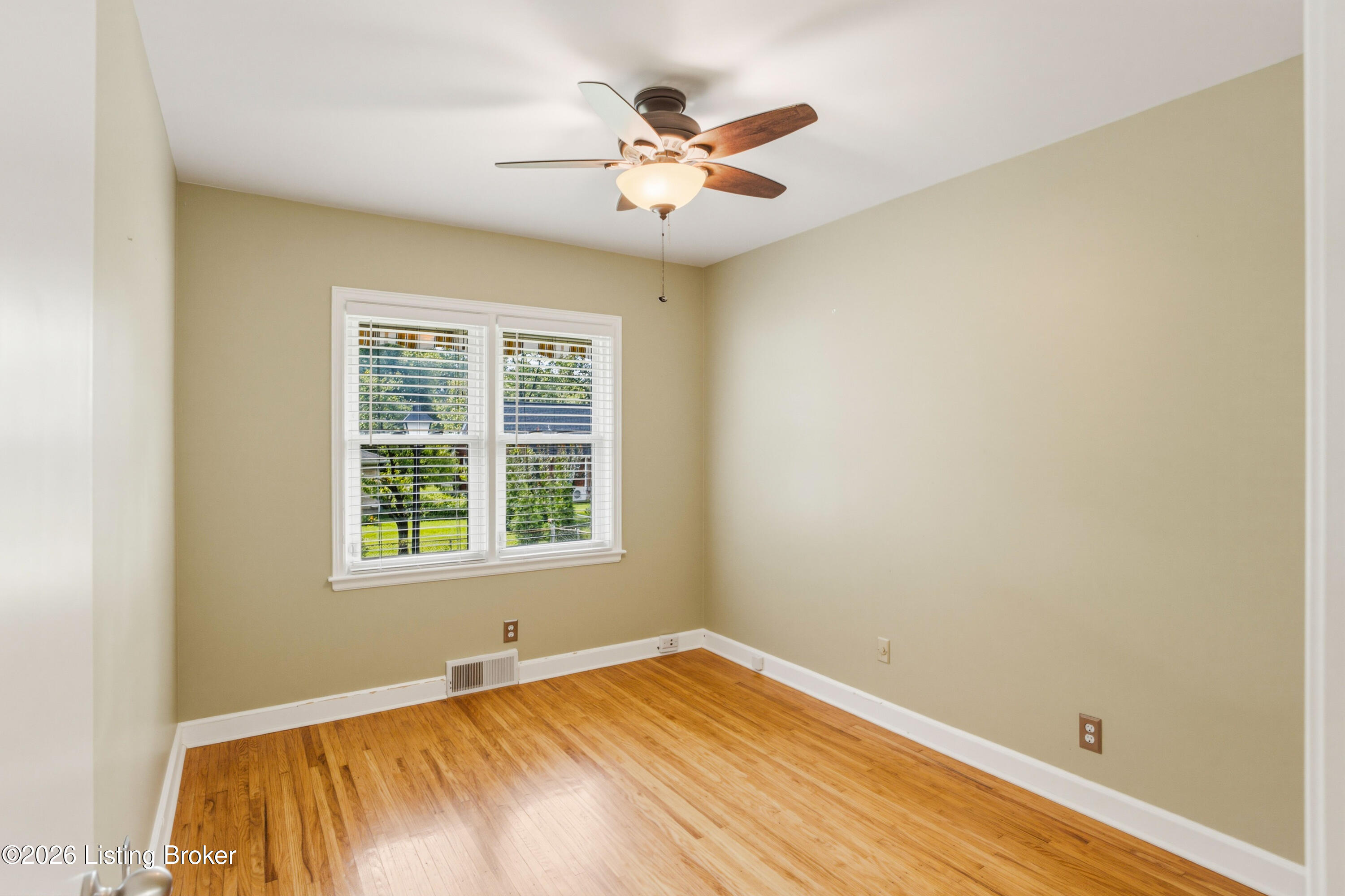 1614 Ehrler Dr Property Photo 21