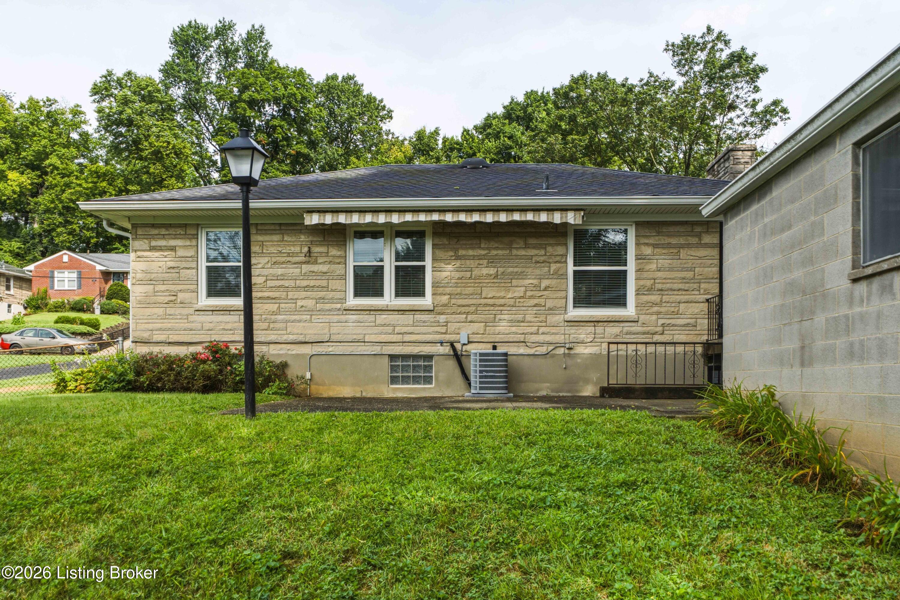 1614 Ehrler Dr Property Photo 38