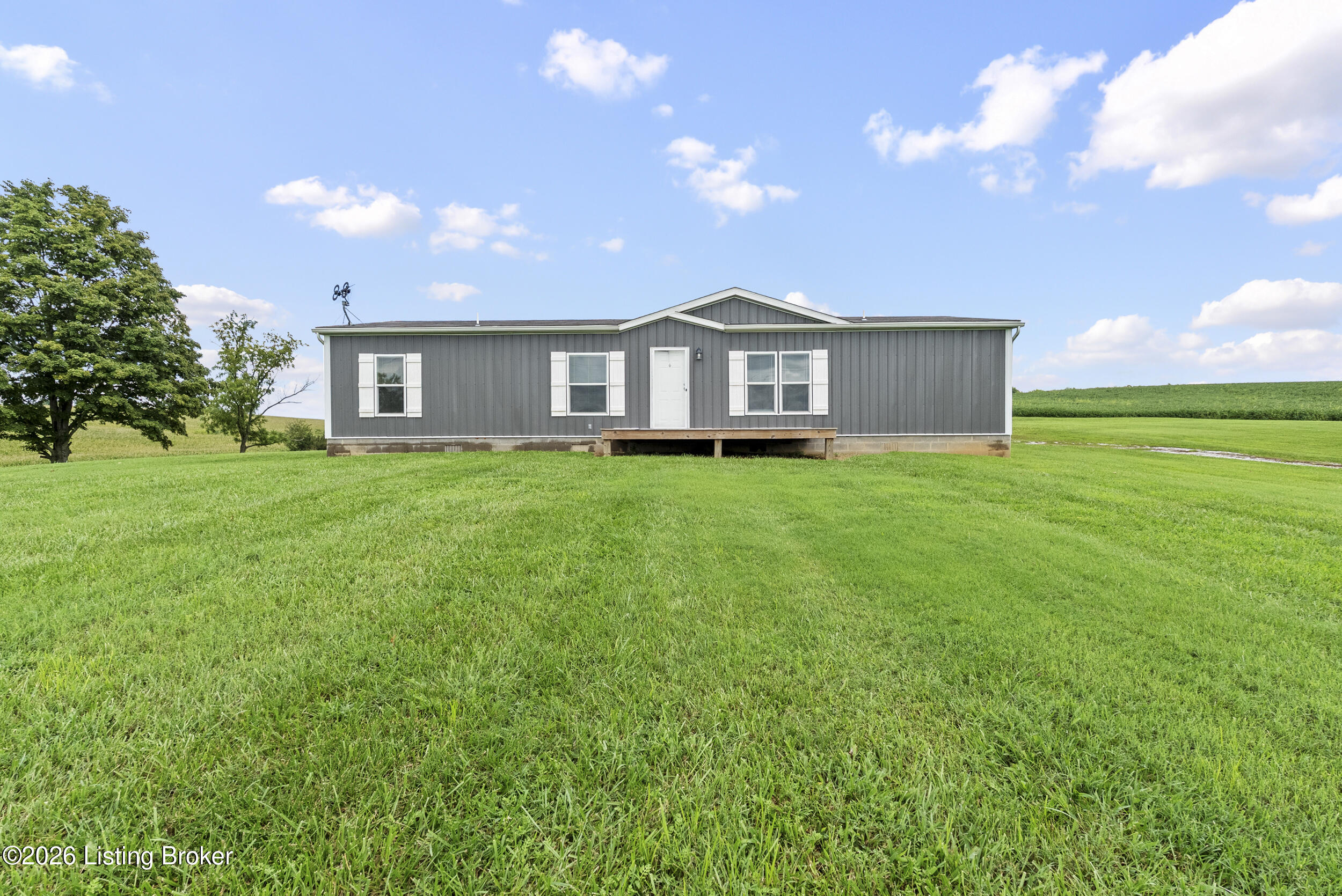 1710 Chaplin Taylorsville Rd Property Photo 3
