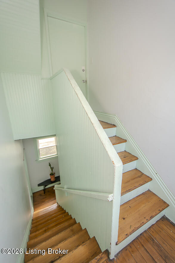 1000 E Caldwell St 3 Property Photo 6