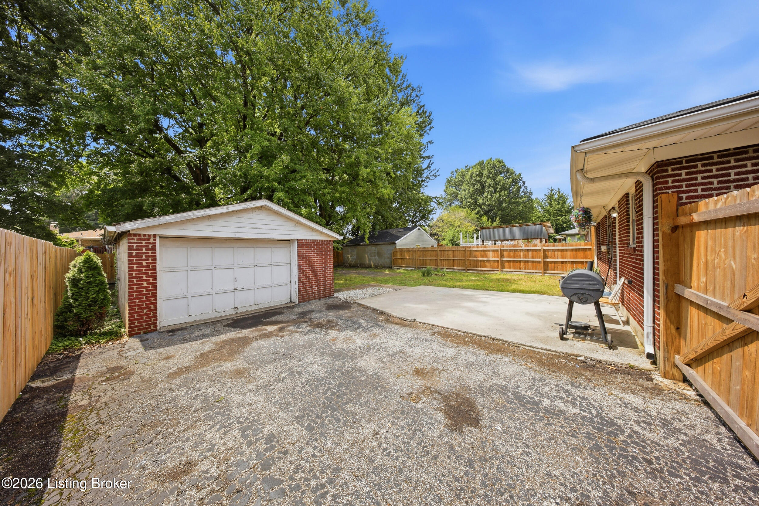 3228 New Lynnview Dr Property Photo 22