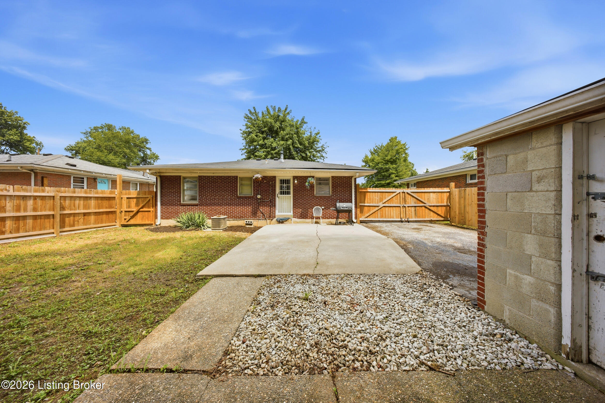 3228 New Lynnview Dr Property Photo 25