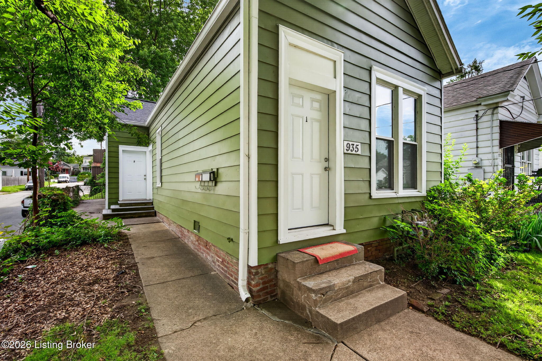935 Samuel St Property Photo 3
