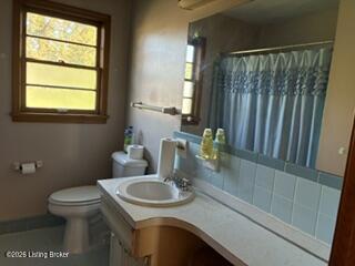 10906 Albion Dr Property Photo 9