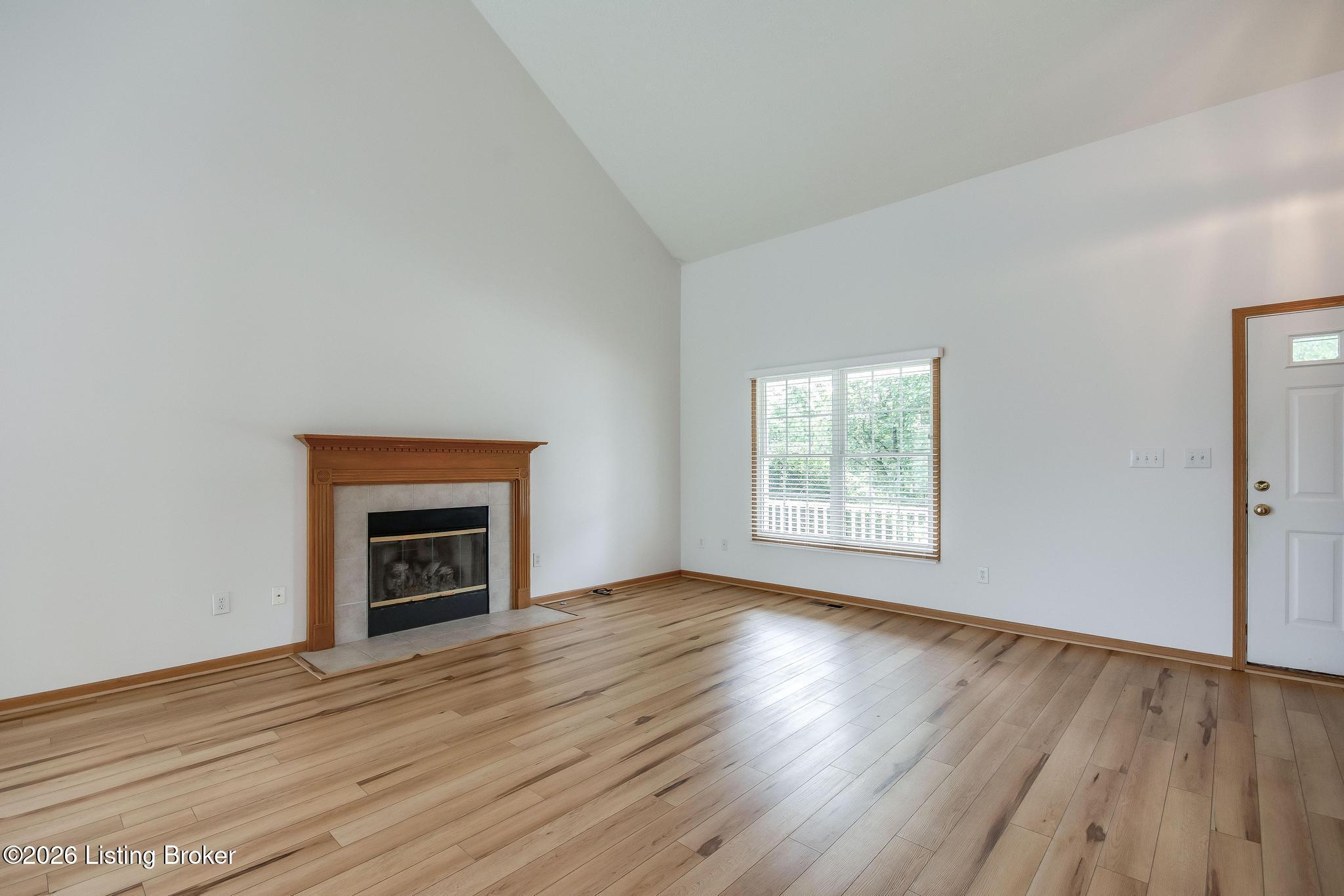 5201 Oldshire Rd Property Photo 8