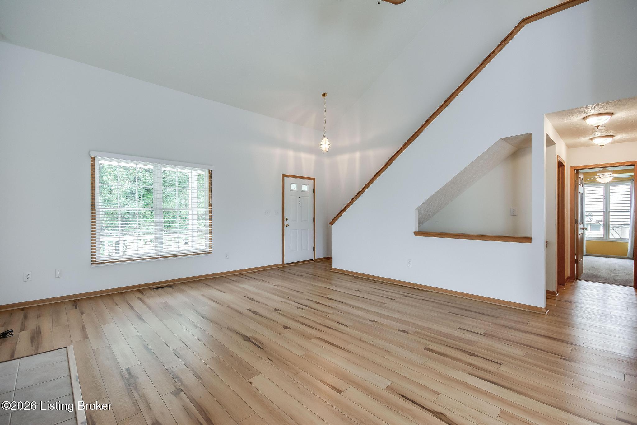 5201 Oldshire Rd Property Photo 9