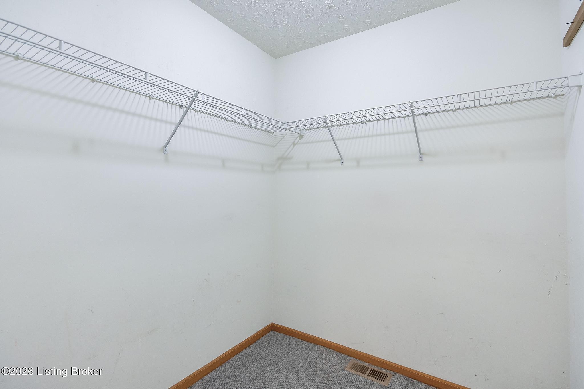 5201 Oldshire Rd Property Photo 29