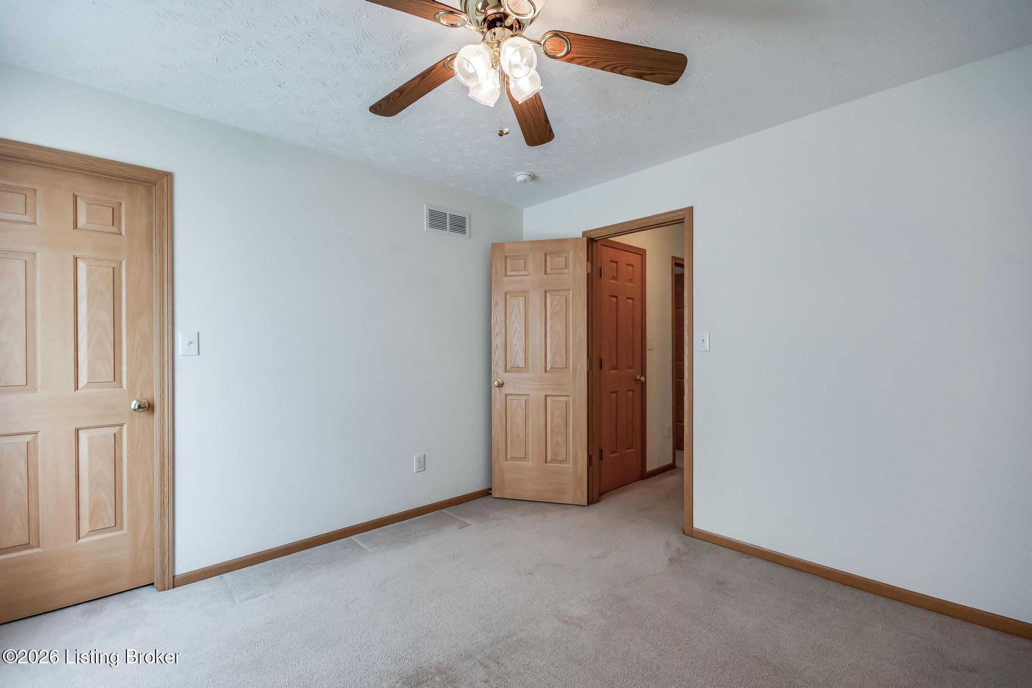 5201 Oldshire Rd Property Photo 53