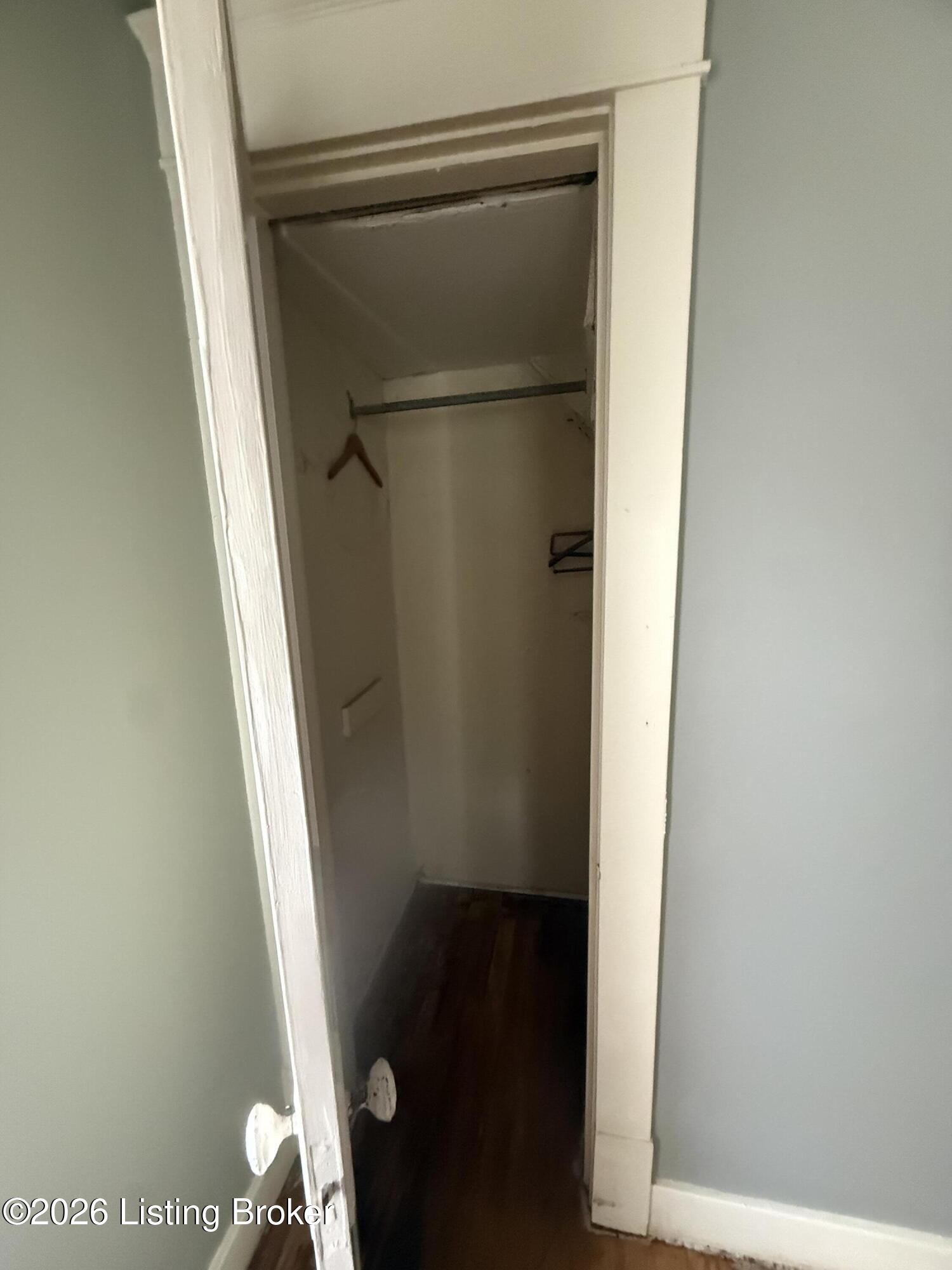 112 E Woodlawn Ave 3 Property Photo 10