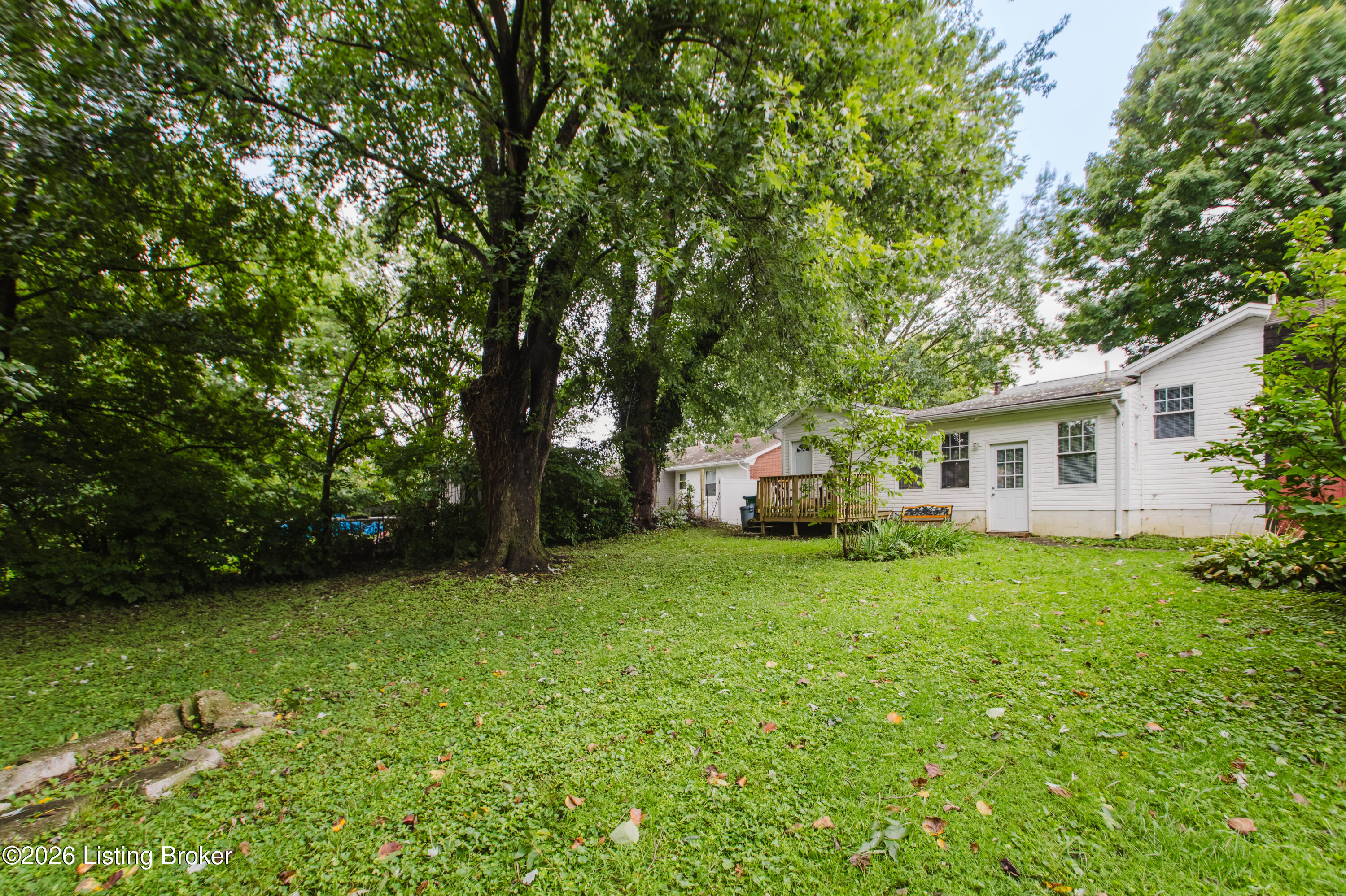 6001 Middlerose Cir Property Photo 41