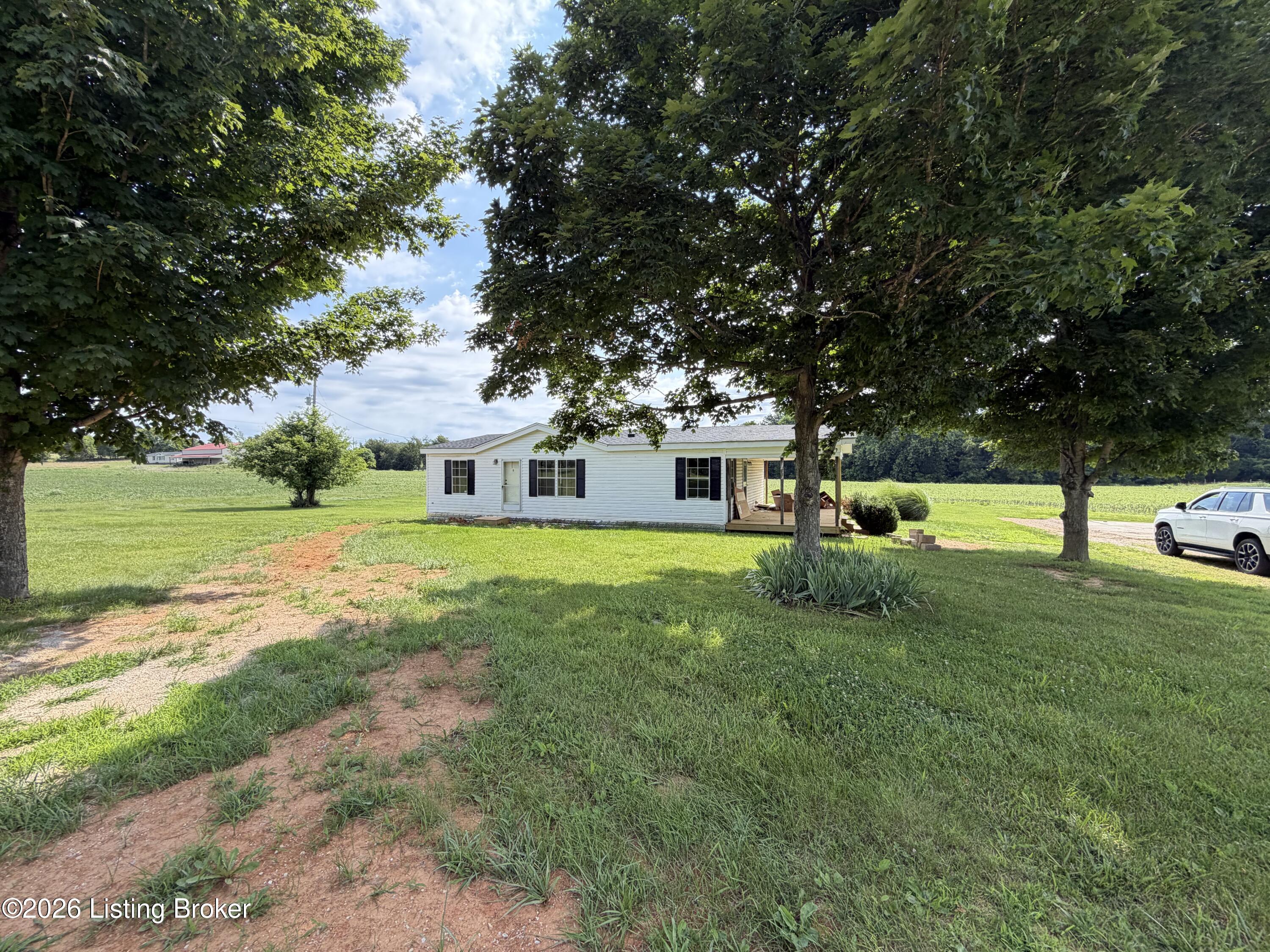2031 J B Ball Ln Property Photo 1