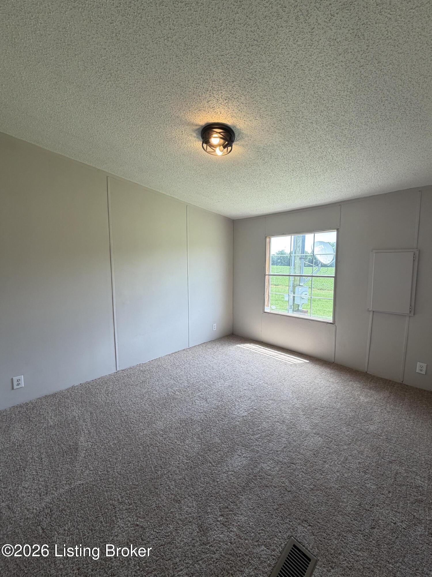 2031 J B Ball Ln Property Photo 18
