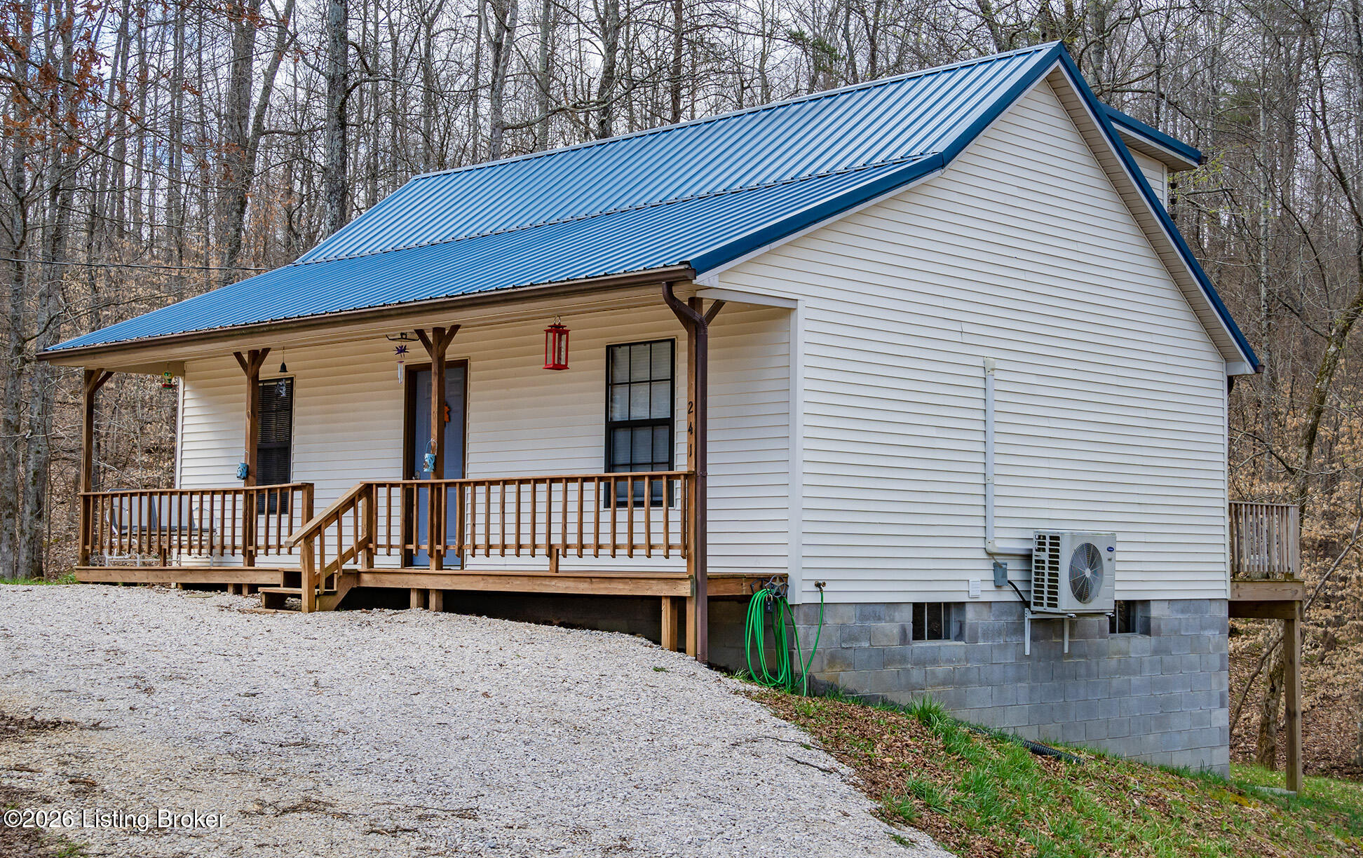 241 Whippoorwill Way Property Photo 2