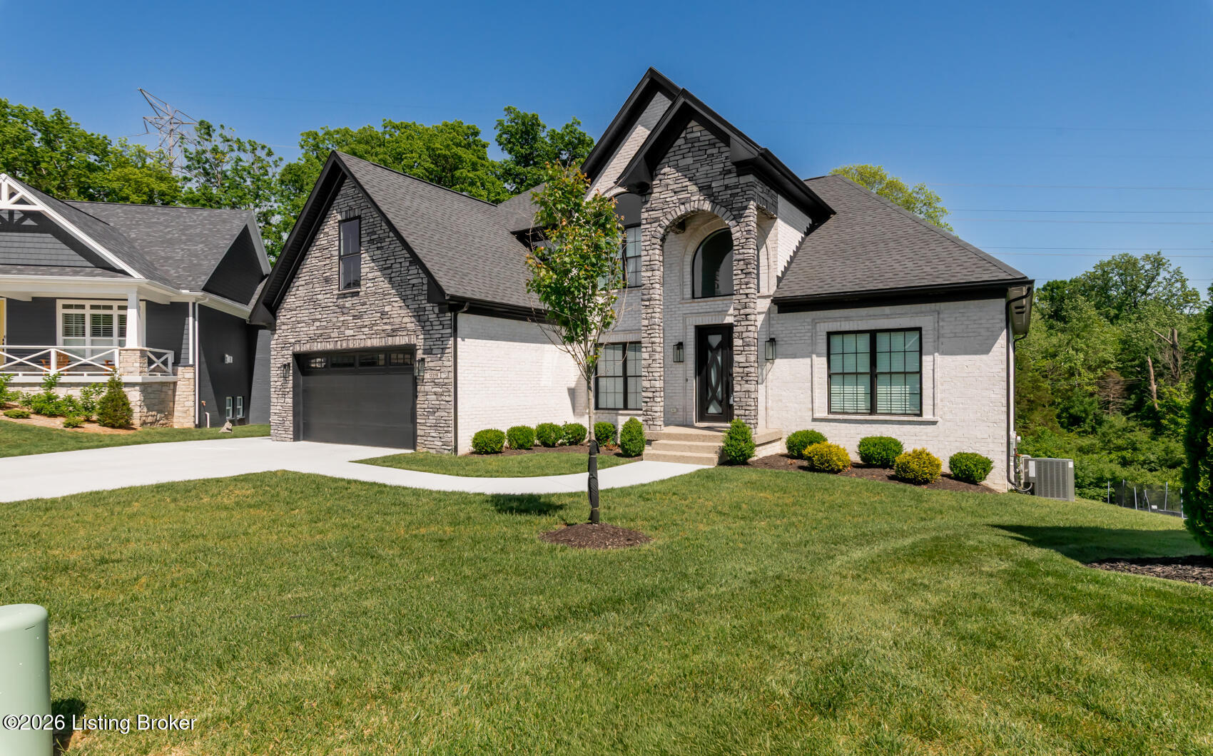 12319 Vanherr Dr Property Photo 4