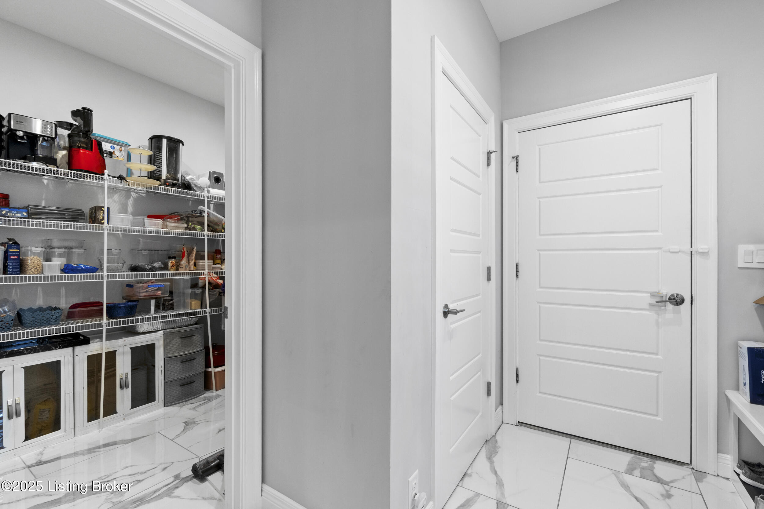 12319 Vanherr Dr Property Photo 46