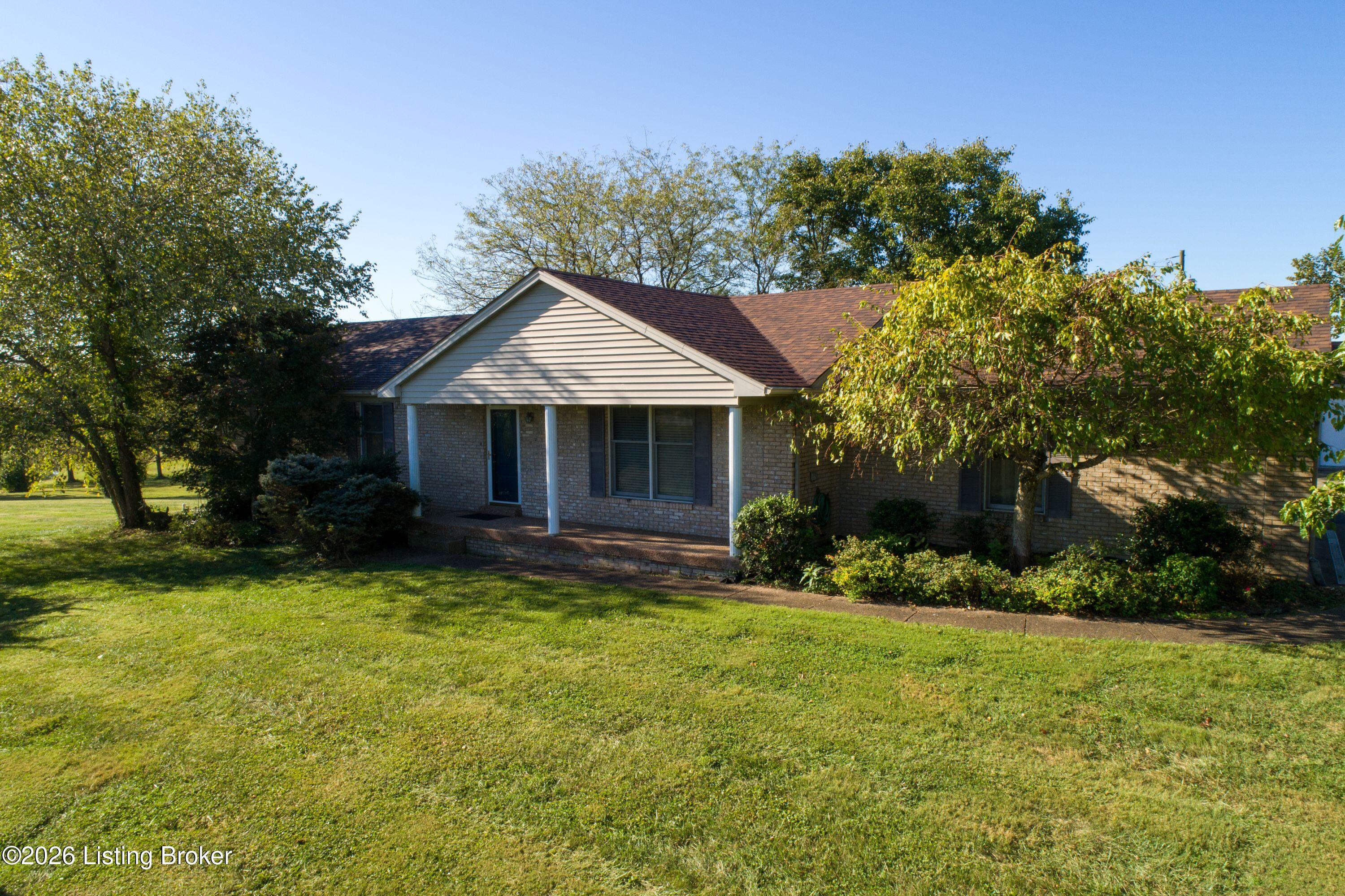 25 Valleyview Dr Property Photo 2